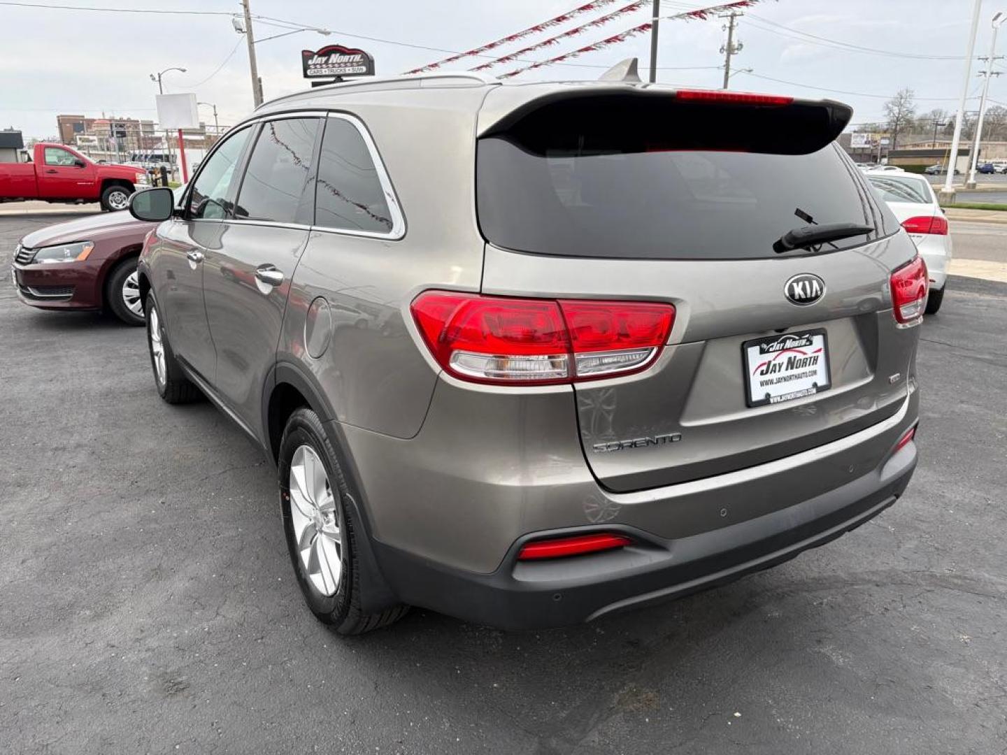 2016 GRAY KIA SORENTO LX (5XYPG4A36GG) with an 2.4L engine, Automatic transmission, located at 501 E. Columbia St., Springfield, OH, 45503, (800) 262-7122, 39.925262, -83.801796 - ***Price Includes Documentation Fee!***LX***Heated Seats***3rd Row Seating***All New Brake Pads and Rotors***New Tires***New Spark Plugs***New Wiper Blades***New Air Filter and Cabin Air Filter*** Jay North Auto has offered hand picked vehicles since 1965! Our customer's enjoy a NO pressure buy - Photo#3