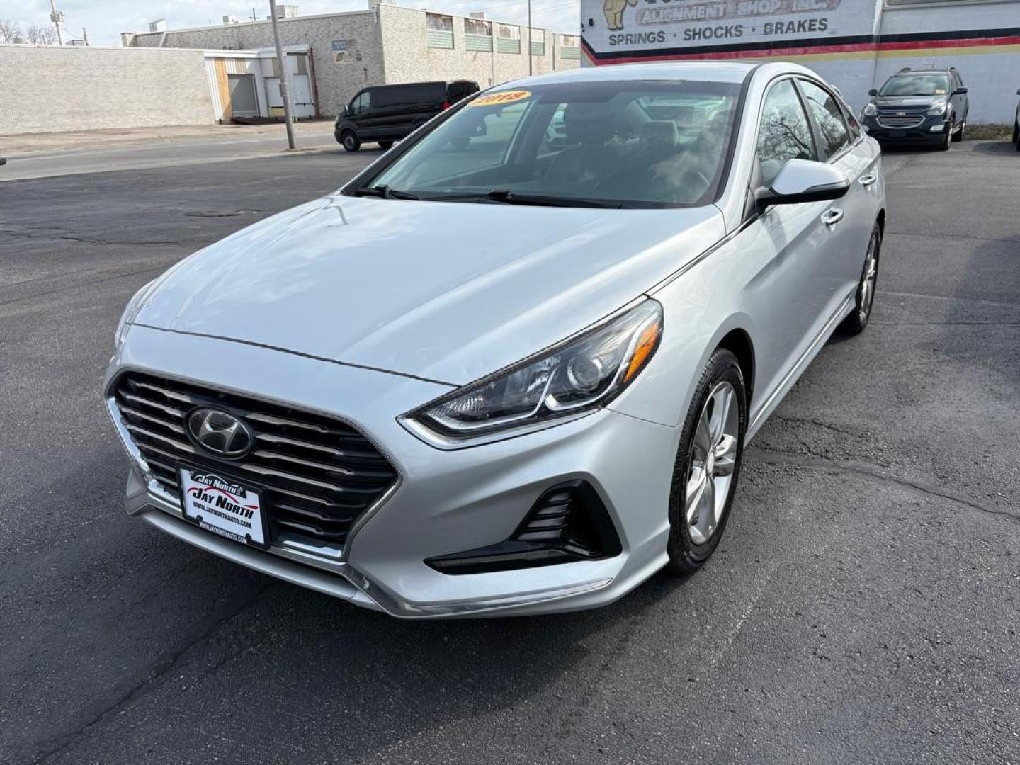 2018 SILVER HYUNDAI SONATA SEL (5NPE34AF6JH) with an 2.4L engine, Automatic transmission, located at 501 E. Columbia St., Springfield, OH, 45503, (800) 262-7122, 39.925262, -83.801796 - ***Price Includes Doc Fee!***SEL***Blind Spot***Heated Seats***Apple Carplay***New Battery***New Front Brake Pads and Rotors***New Spark Plugs***New Wiper Blades***New Air Filter and Cabin Air Filter*** Jay North Auto has offered hand picked vehicles since 1965! Our customer's enjoy a NO pressu - Photo#5