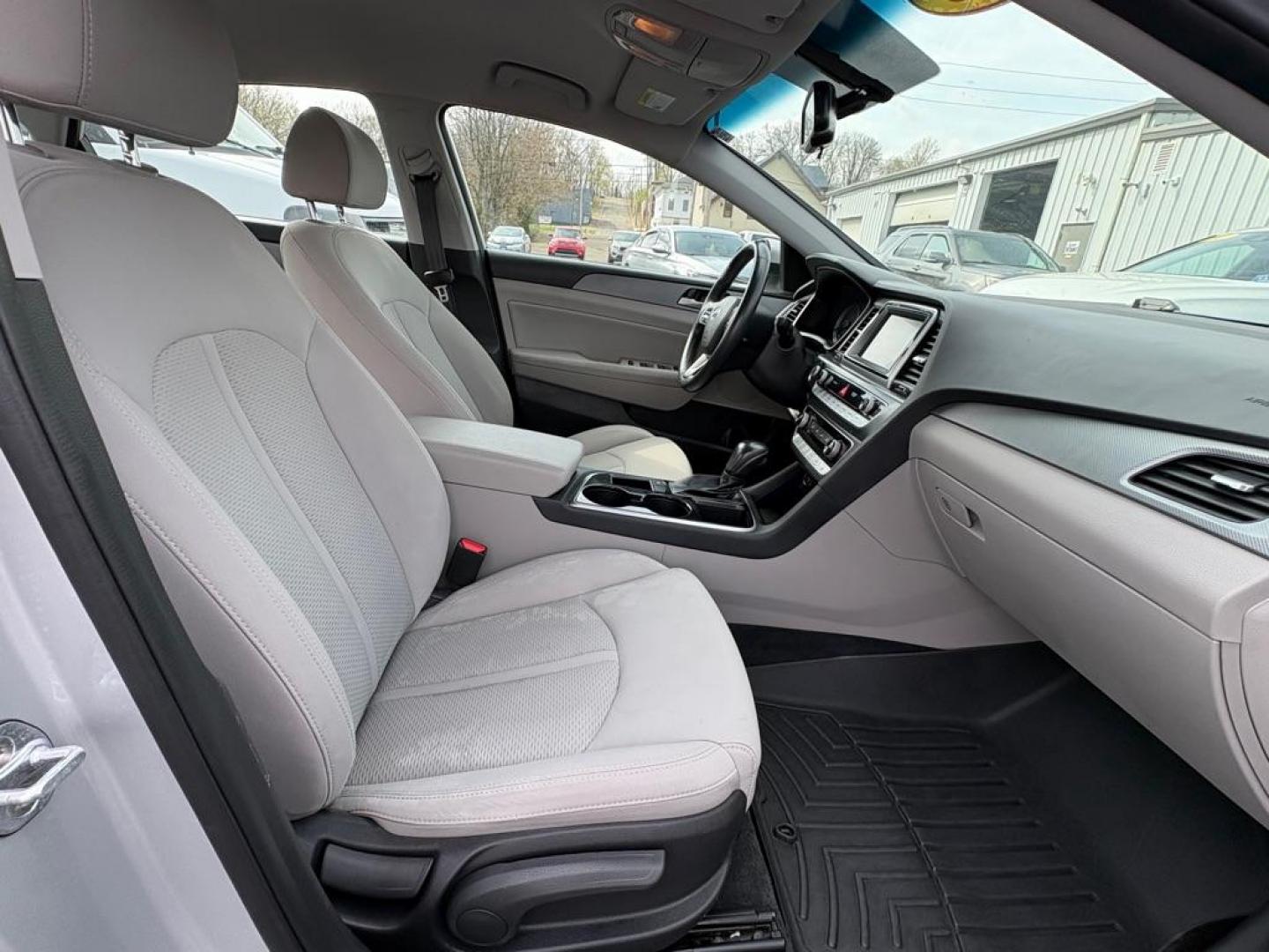 2018 SILVER HYUNDAI SONATA SEL (5NPE34AF6JH) with an 2.4L engine, Automatic transmission, located at 501 E. Columbia St., Springfield, OH, 45503, (800) 262-7122, 39.925262, -83.801796 - ***Price Includes Doc Fee!***SEL***Blind Spot***Heated Seats***Apple Carplay***New Battery***New Front Brake Pads and Rotors***New Spark Plugs***New Wiper Blades***New Air Filter and Cabin Air Filter*** Jay North Auto has offered hand picked vehicles since 1965! Our customer's enjoy a NO pressu - Photo#17