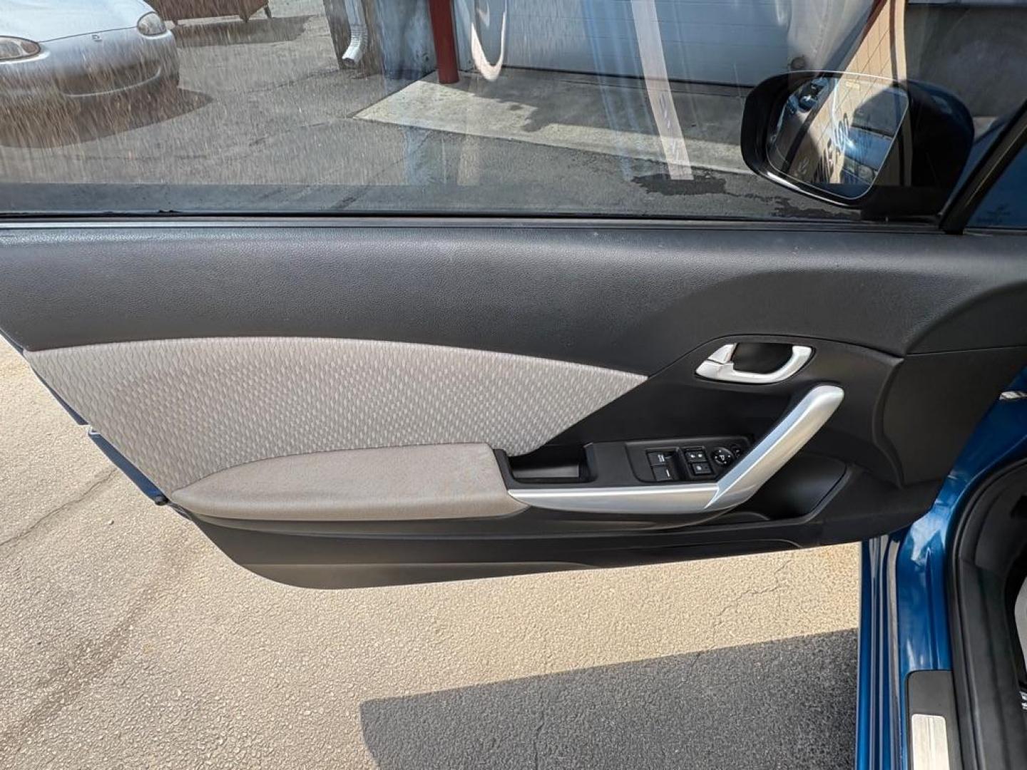 2015 BLUE HONDA CIVIC EX (2HGFG3A8XFH) with an 1.8L engine, 5-Speed Manual transmission, located at 501 E. Columbia St., Springfield, OH, 45503, (800) 262-7122, 39.925262, -83.801796 - ***Price Includes Dealer Documentation Fee!***EX***Coupe***5-Speed***Moonroof***New Battery***All New Brake Pads and Rotors***New Cabin Air Filter***Fresh Oil Change*** Jay North Auto has offered hand picked vehicles since 1965! Our customer's enjoy a NO pressure buying experience with a small - Photo#8