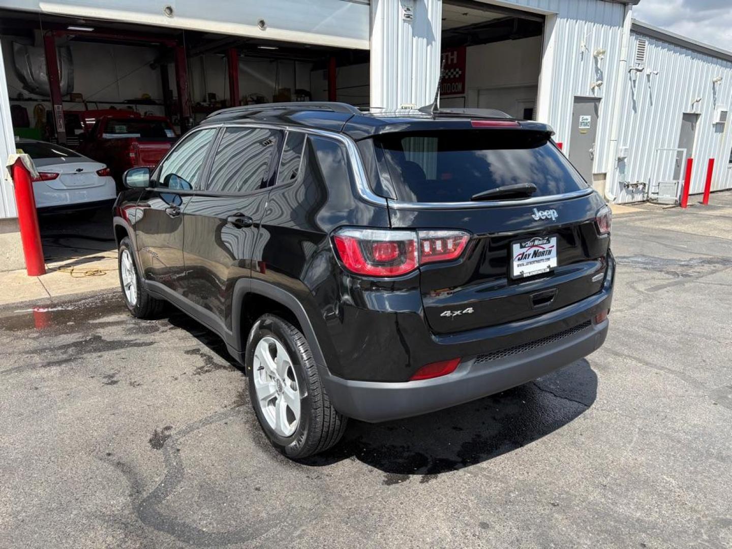 2019 BLACK JEEP COMPASS LATITUDE (3C4NJDBB1KT) with an 2.4L engine, Automatic transmission, located at 501 E. Columbia St., Springfield, OH, 45503, (800) 262-7122, 39.925262, -83.801796 - *** New Tires *** New Aux Battery *** 4x4 *** Clean CarFax *** Apple CarPlay *** New Front Brakes *** New Wipers *** New Cabin and Air Filters *** Oil Chage *** New Stabilizer link *** Nice !!! Jay North Auto has offered hand picked vehicles since 1965! Our customer's enjoy a NO pressure buying e - Photo#4