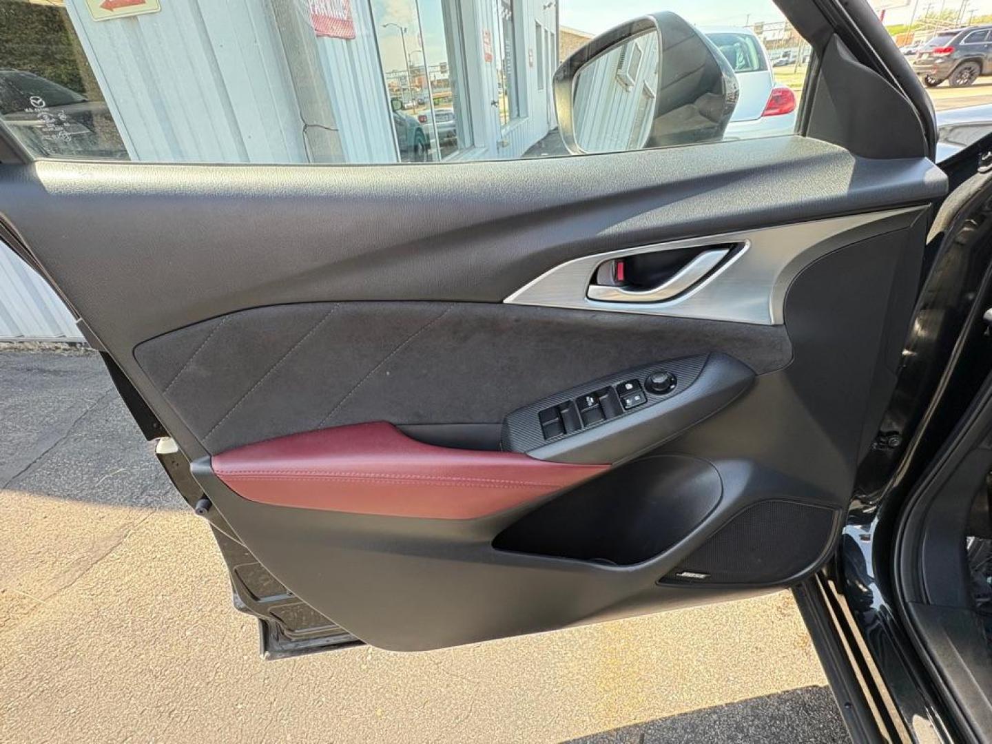 2016 BLACK MAZDA CX-3 GRAND TOURING (JM1DKBD76G0) with an 2.0L engine, Automatic transmission, located at 501 E. Columbia St., Springfield, OH, 45503, (800) 262-7122, 39.925262, -83.801796 - *** Clean CarFax *** Tune Up *** Newer Tires *** New Wipers *** New Brakes *** Oil Change ** Cabin and Air filters *** Inspection *** Back Up Camera *** Heated Seats *** Premium Audio *** Jay North Auto has offered hand picked vehicles since 1965! Our customer's enjoy a NO pressure buying experi - Photo#6