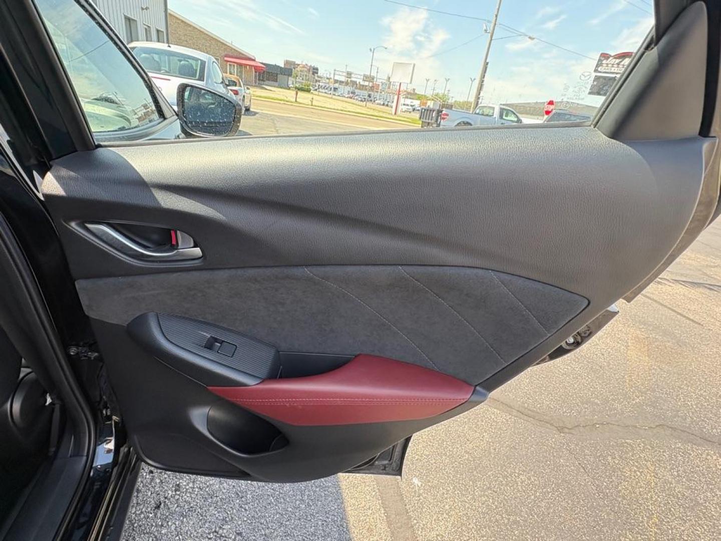 2016 BLACK MAZDA CX-3 GRAND TOURING (JM1DKBD76G0) with an 2.0L engine, Automatic transmission, located at 501 E. Columbia St., Springfield, OH, 45503, (800) 262-7122, 39.925262, -83.801796 - *** Clean CarFax *** Tune Up *** Newer Tires *** New Wipers *** New Brakes *** Oil Change ** Cabin and Air filters *** Inspection *** Back Up Camera *** Heated Seats *** Premium Audio *** Jay North Auto has offered hand picked vehicles since 1965! Our customer's enjoy a NO pressure buying experi - Photo#13