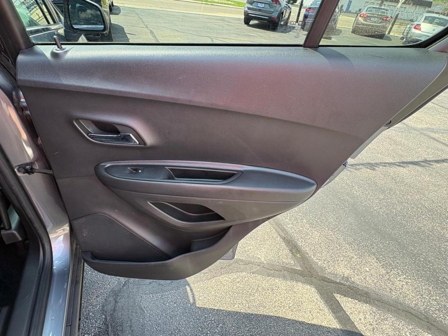 2019 GRAY CHEVROLET TRAX 1LT (KL7CJPSB9KB) with an 1.4L engine, Automatic transmission, located at 501 E. Columbia St., Springfield, OH, 45503, (800) 262-7122, 39.925262, -83.801796 - ***Clean Carfax***LT***AWD***New Air Filter and Cabin Air Filter***New Front and Rear Brake Pads and Rotors***Fresh Oil Change*** Jay North Auto has offered hand picked vehicles since 1965! Our customer's enjoy a NO pressure buying experience with a small town feel. We are a preferred dealer fo - Photo#12