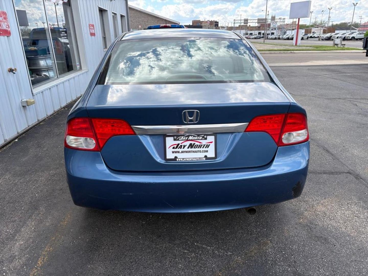 2009 BLUE HONDA CIVIC EX (19XFA16819E) with an 1.8L engine, Automatic transmission, located at 501 E. Columbia St., Springfield, OH, 45503, (800) 262-7122, 39.925262, -83.801796 - ***Price Includes Documentation Fee!***1-Owner***EX***New Tires***All New Brake Pads and Rotors***New Air Filter and Cabin Air Filter***New Front Struts***New Serpentine Belt***New Spark Plugs***Fresh Oil Change*** Jay North Auto has offered hand picked vehicles since 1965! Our customer's enjoy - Photo#3