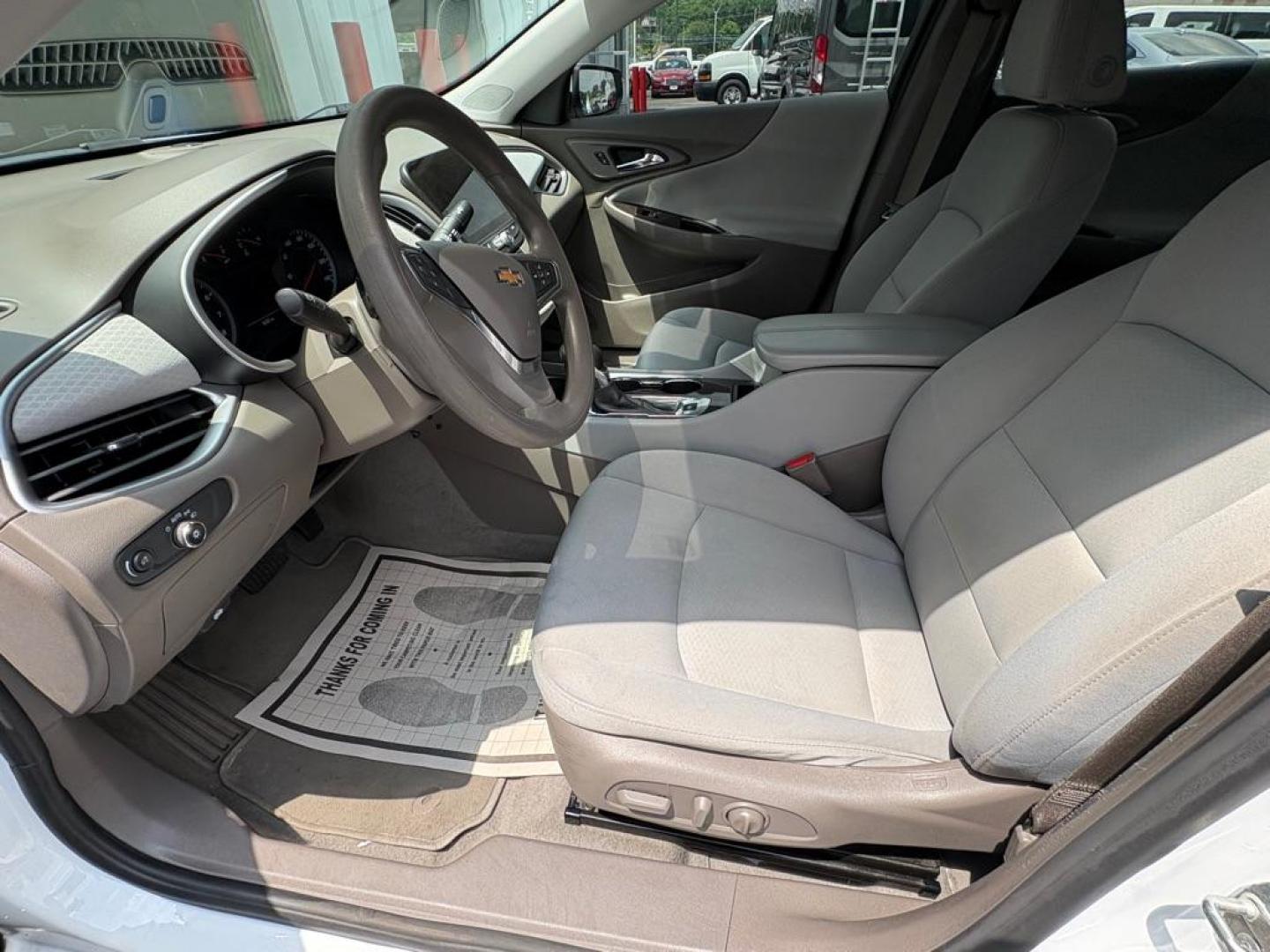 2022 WHITE CHEVROLET MALIBU LT (1G1ZD5ST9NF) with an 1.5L engine, Continuously Variable transmission, located at 501 E. Columbia St., Springfield, OH, 45503, (800) 262-7122, 39.925262, -83.801796 - ***Clean Carfax***LS***Heated Seats***Apple CarPlay***New Turbo***All New Tires***New Air Filter and Cabin Air Filter***Fresh Oil Change*** Jay North Auto has offered hand picked vehicles since 1965! Our customer's enjoy a NO pressure buying experience with a small town feel. We are a prefe - Photo#8