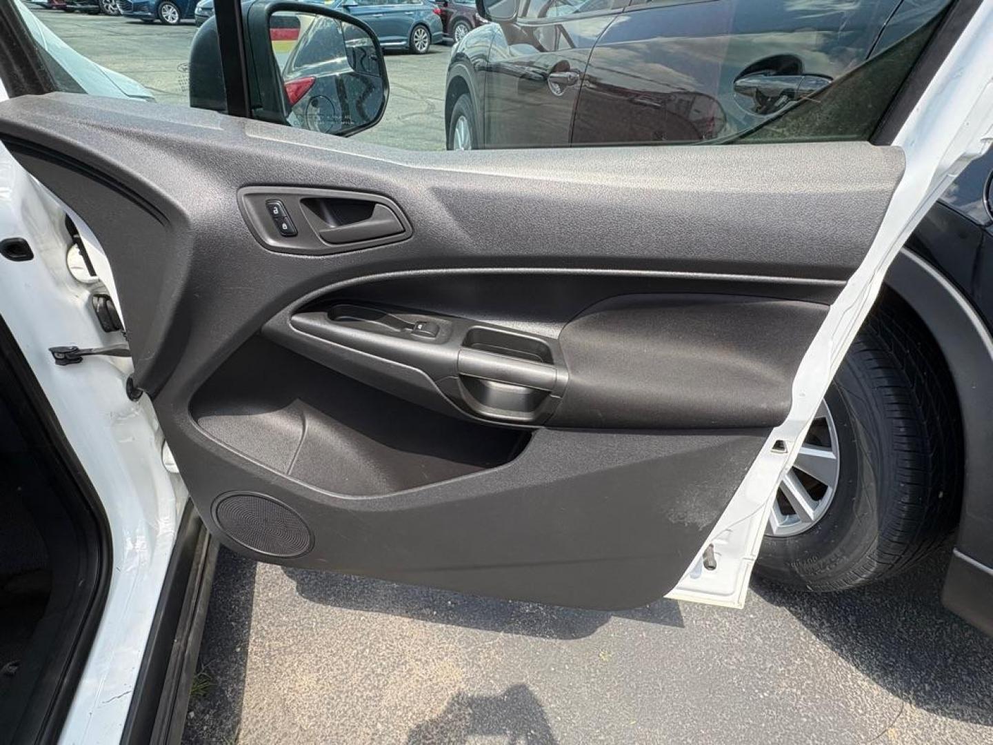 2015 WHITE FORD TRANSIT CONNECT XL (NM0LS7E72F1) with an 2.5L engine, Automatic transmission, located at 501 E. Columbia St., Springfield, OH, 45503, (800) 262-7122, 39.925262, -83.801796 - Jay North Auto has offered hand picked vehicles since 1965! Our customer's enjoy a NO pressure buying experience with a small town feel. We are a preferred dealer for many local credit unions and lenders. Bad credit? No Credit/First time buyer? Open or closed BANKRUPTCY 7 or 13? We Can Help Apply - Photo#16