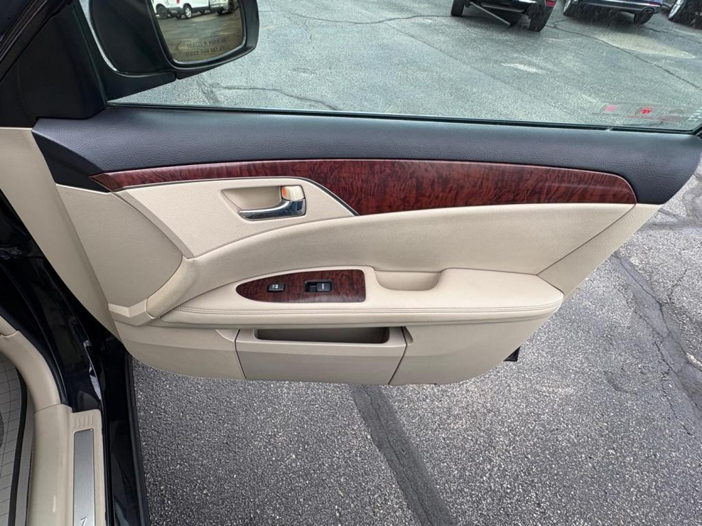 2011 BLACK TOYOTA AVALON LIMITED (4T1BK3DB6BU) with an 3.5L engine, Automatic transmission, located at 501 E. Columbia St., Springfield, OH, 45503, (800) 262-7122, 39.925262, -83.801796 - ***Price Includes Documentation Fee!***LIMITED***3.5L V6***1-Owner***Clean Carfax***39 Service History Records on CarFax***Heated and Cooled Leather Seats***Monroof***Navigation***NICE!*** Jay North Auto has offered hand picked vehicles since 1965! Our customer's enjoy a NO pressure buying expe - Photo#15