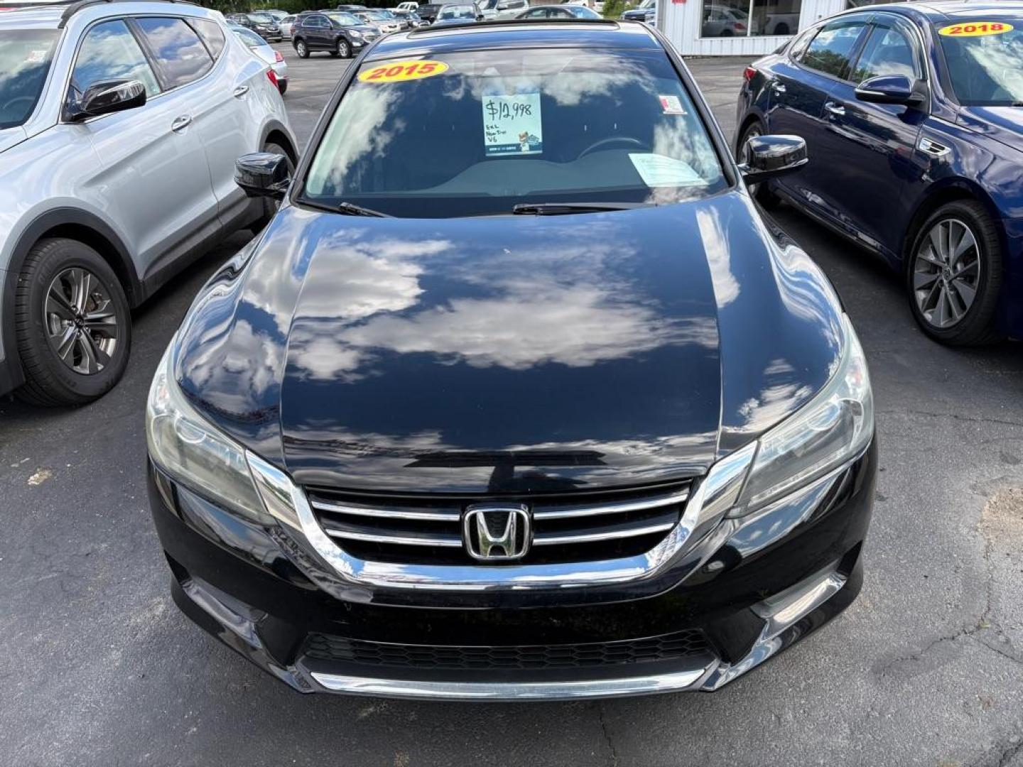2015 BLACK HONDA ACCORD EXL (1HGCR3F80FA) with an 3.5L engine, Automatic transmission, located at 501 E. Columbia St., Springfield, OH, 45503, (800) 262-7122, 39.925262, -83.801796 - *** New Tires *** New Brakes *** Oil Change *** Moonroof *** V6 *** EXL *** Inspection *** Tune Up *** New Cabin and Air Filter *** Leather Heated Seats *** Back Up Camera *** Premium Audio *** Jay North Auto has offered hand picked vehicles since 1965! Our customer's enjoy a NO pressure buying- Photo#5