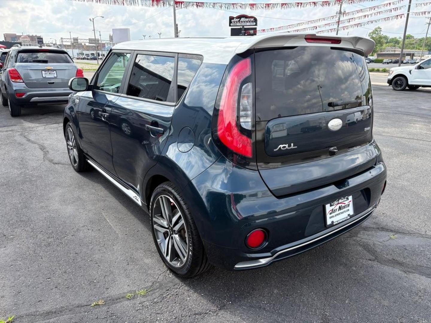 2018 BLUE KIA SOUL + (KNDJP3A57J7) with an 2.0L engine, Automatic transmission, located at 501 E. Columbia St., Springfield, OH, 45503, (800) 262-7122, 39.925262, -83.801796 - ***Clean Carfax***1 Millionth Special Edition Package***Navigation***Apple Carplay***2-Tone Roof***Harman Kardon Premium Audio System***New Tires***New Rear Brake Pads and Rotors*** Fresh Oil Change*** Jay North Auto has offered hand picked vehicles since 1965! Our customer's enjoy a NO pressur - Photo#4