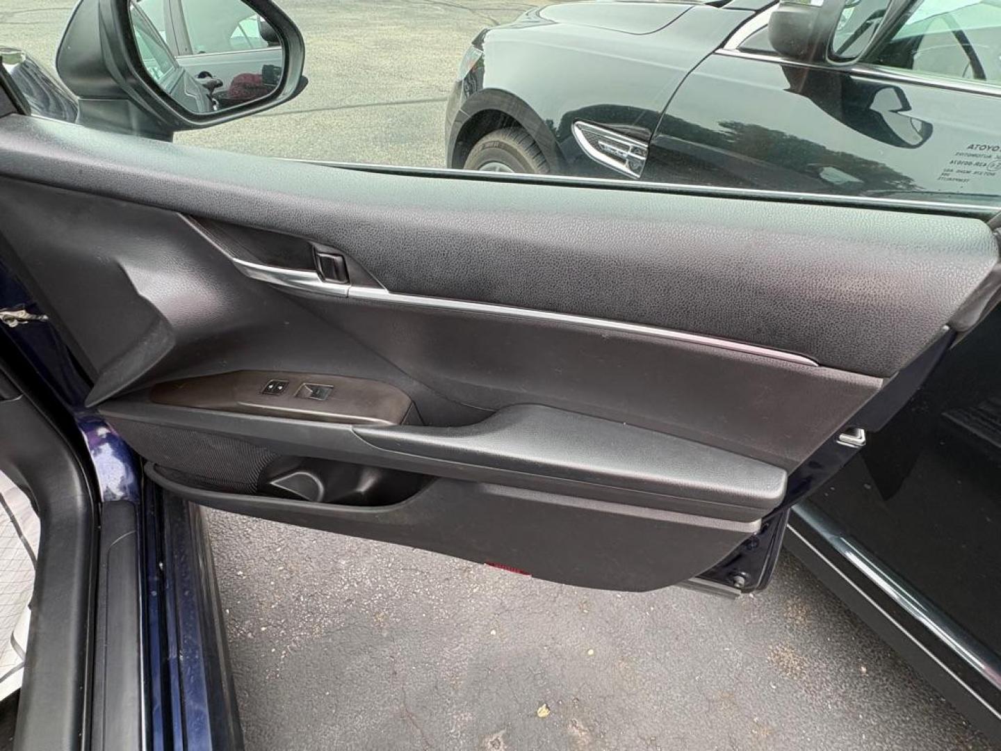 2021 BLUE TOYOTA CAMRY SE (4T1G11AK8MU) with an 2.5L engine, Automatic transmission, located at 501 E. Columbia St., Springfield, OH, 45503, (800) 262-7122, 39.925262, -83.801796 - *** New Tires *** NICE *** SE *** New Brakes *** New Wipers *** New Battery *** New Cabin and Air filter *** Oil Change *** Inspection *** FWD *** Back Up Camera *** Alloy Wheels *** Jay North Auto has offered hand picked vehicles since 1965! Our customer's enjoy a NO pressure buying experience - Photo#13