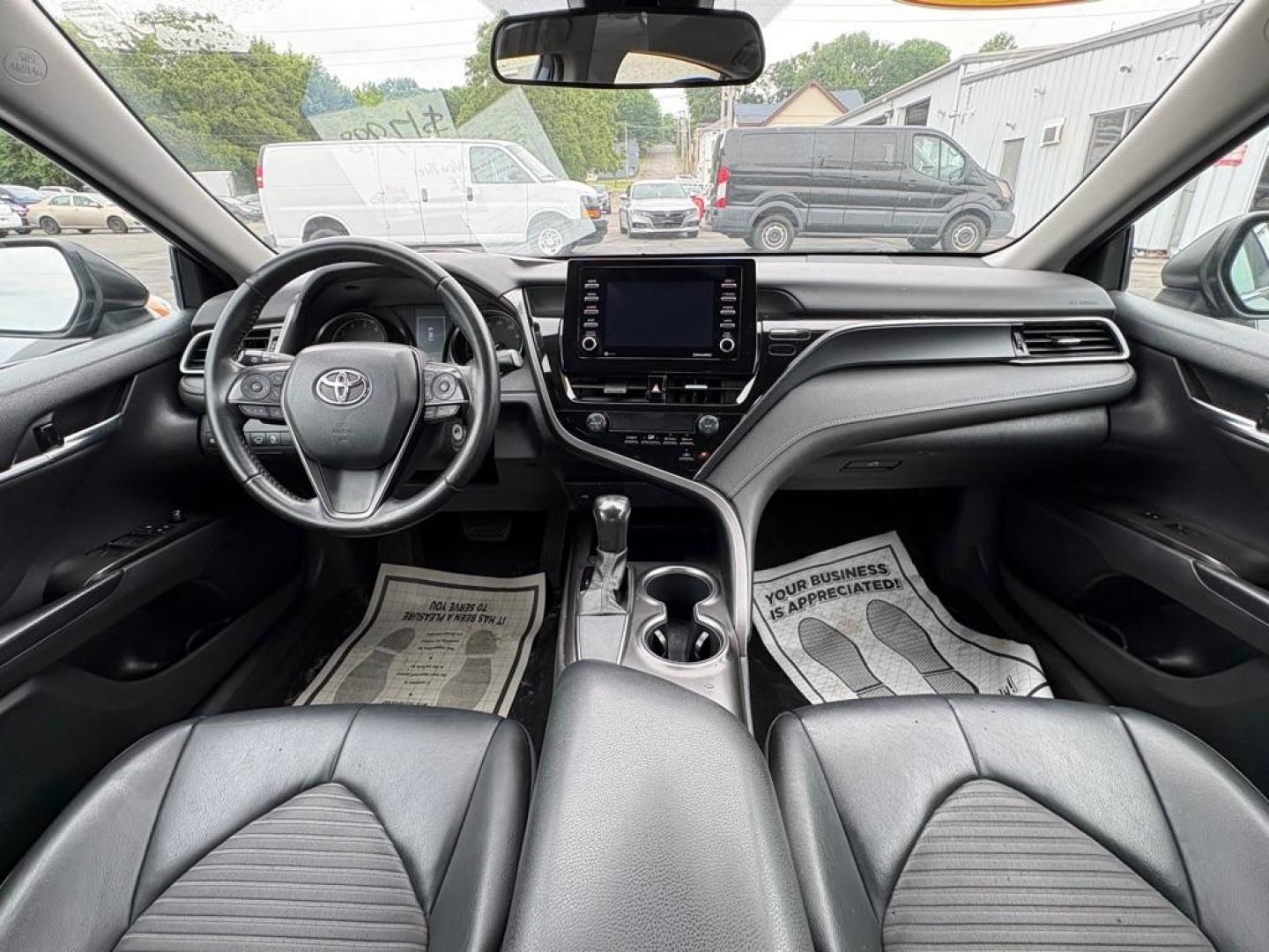 2021 BLUE TOYOTA CAMRY SE (4T1G11AK8MU) with an 2.5L engine, Automatic transmission, located at 501 E. Columbia St., Springfield, OH, 45503, (800) 262-7122, 39.925262, -83.801796 - *** New Tires *** NICE *** SE *** New Brakes *** New Wipers *** New Battery *** New Cabin and Air filter *** Oil Change *** Inspection *** FWD *** Back Up Camera *** Alloy Wheels *** Jay North Auto has offered hand picked vehicles since 1965! Our customer's enjoy a NO pressure buying experience - Photo#15