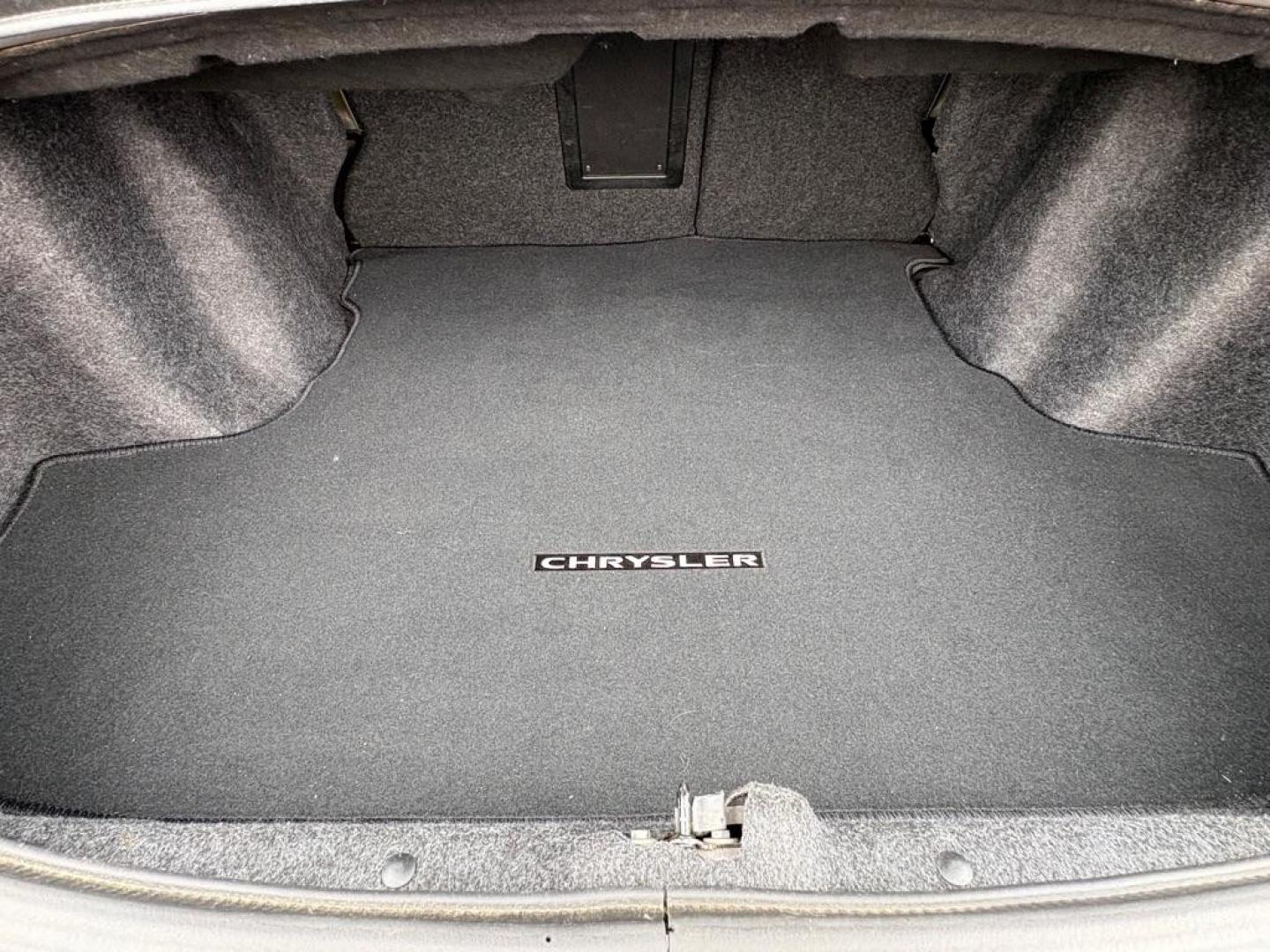 2013 SILVER CHRYSLER 200 LIMITED (1C3CCBCG3DN) with an 3.6L engine, Automatic transmission, located at 501 E. Columbia St., Springfield, OH, 45503, (800) 262-7122, 39.925262, -83.801796 - *** New Tires *** Limited V6 *** 1 Owner w/ Clean CarFax *** Premium Audio *** Leather *** Moonroof *** New Battery *** New Cabin and Air filter *** Inspection *** NICE *** Jay North Auto has offered hand picked vehicles since 1965! Our customer's enjoy a NO pressure buying experience with a s - Photo#12