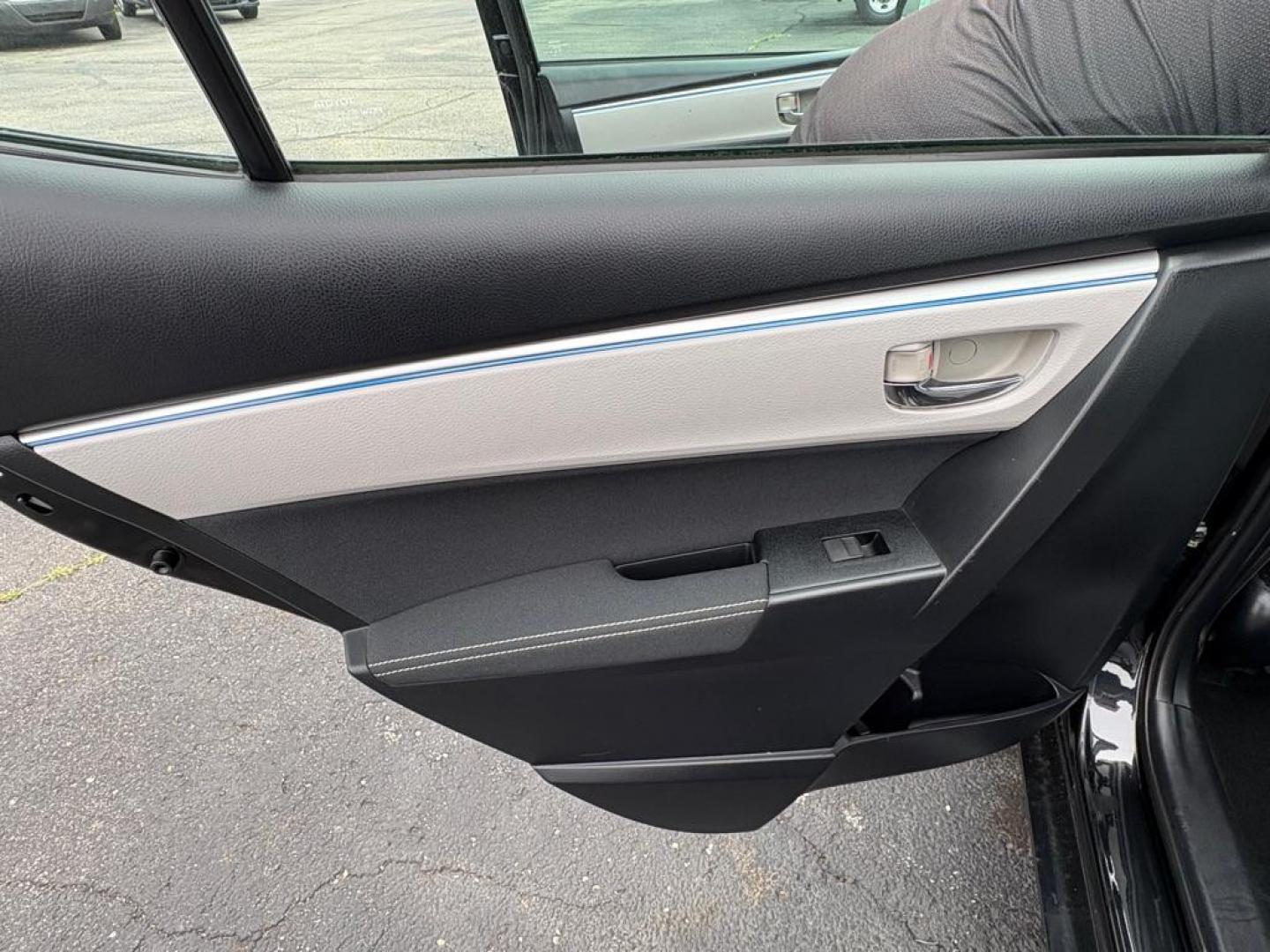 2014 BLACK TOYOTA COROLLA LE (2T1BURHE5EC) with an 1.8L engine, Automatic transmission, located at 501 E. Columbia St., Springfield, OH, 45503, (800) 262-7122, 39.925262, -83.801796 - *** Tune Up *** New Cabin and Air filter *** Inspection *** New wipers *** Oil Change *** FWD *** Jay North Auto has offered hand picked vehicles since 1965! Our customer's enjoy a NO pressure buying experience with a small town feel. We are a preferred dealer for many local credit unions an - Photo#10