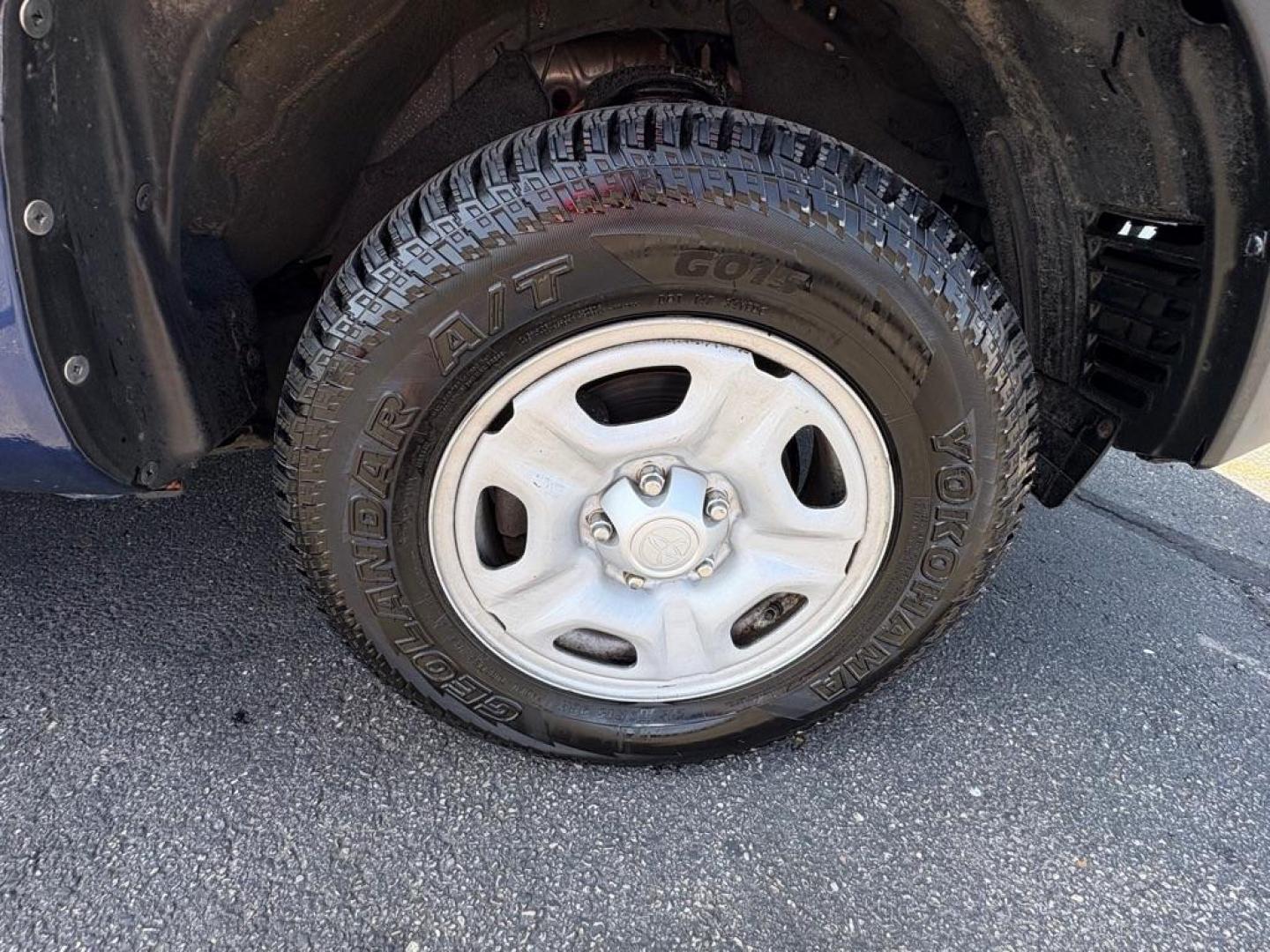 2015 BLUE TOYOTA TACOMA ACCESS CAB (5TFTX4CNXFX) with an 2.7L engine, Automatic transmission, located at 501 E. Columbia St., Springfield, OH, 45503, (800) 262-7122, 39.925262, -83.801796 - ***Clean Carfax***Access Cab***SUPER CLEAN***Like New Tires and Brakes***New Air Filter and Cabin Filter***Fresh Oil Change*** Jay North Auto has offered hand picked vehicles since 1965! Our customer's enjoy a NO pressure buying experience with a small town feel. We are a preferred dealer for- Photo#18
