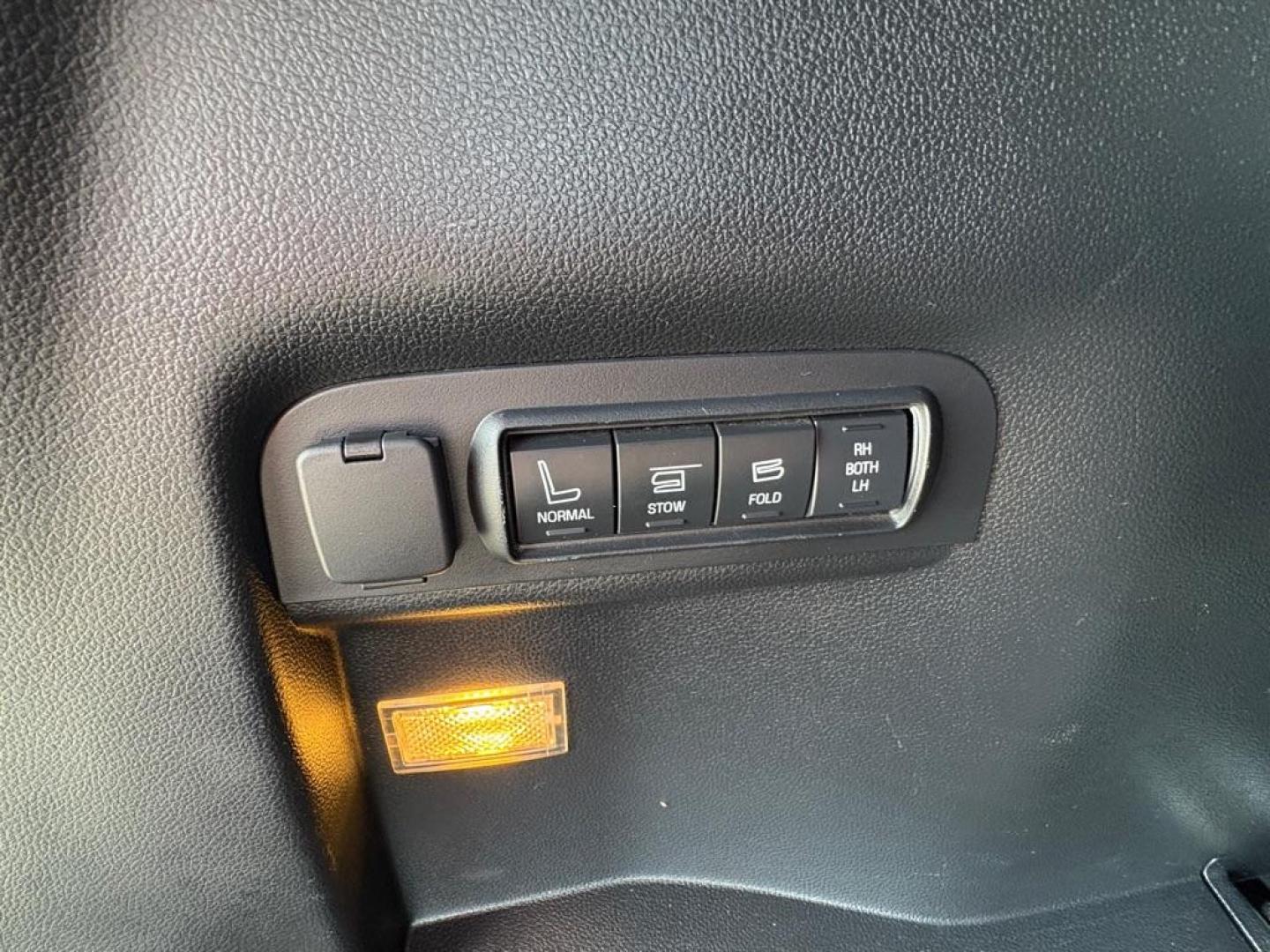 2016 GRAY FORD EXPLORER LIMITED (1FM5K8F85GG) with an 3.5L engine, Automatic transmission, located at 501 E. Columbia St., Springfield, OH, 45503, (800) 262-7122, 39.925262, -83.801796 - ***Clean Carfax***Limited***4WD***Heated and Cooled Leather Seating***Navigation***Remote Start***Power Liftgate***All New Brake Pads and Rotors***New Air Filter and Cabin Air Filter***New Wiper Blades***All New Tire Sensors***Fresh Oil Change*** Jay North Auto has offered hand picked vehicles - Photo#16