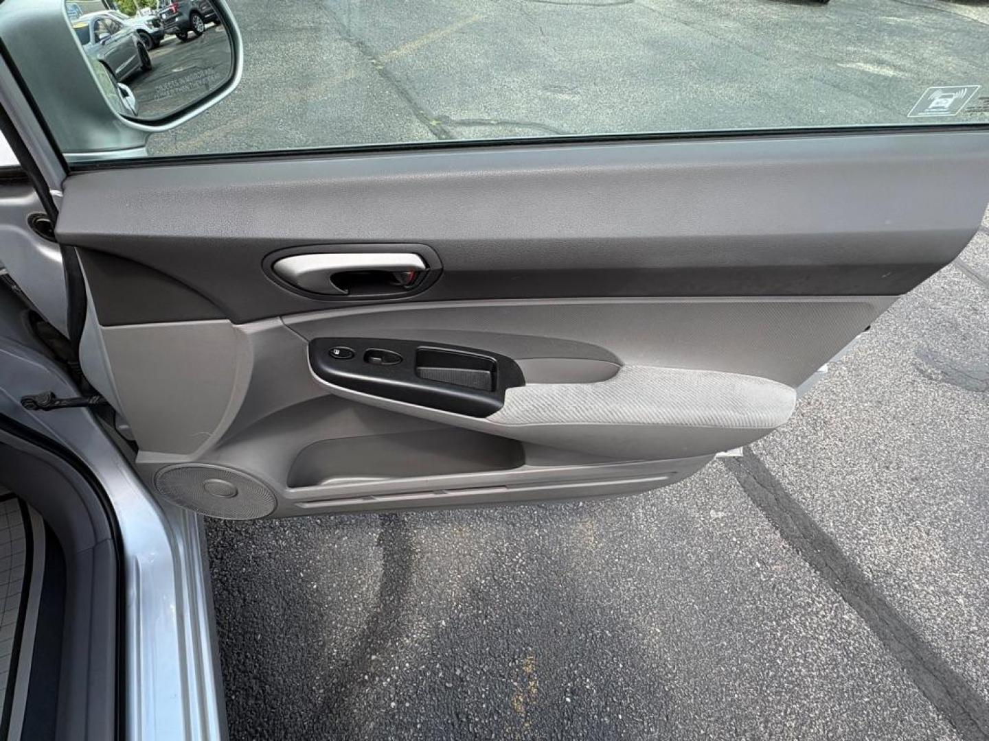 2010 SILVER HONDA CIVIC LX (2HGFA1F59AH) with an 1.8L engine, Automatic transmission, located at 501 E. Columbia St., Springfield, OH, 45503, (800) 262-7122, 39.925262, -83.801796 - *** 2 Owner w/ Clean CarFax 24 Service Records *** New Tie Rod ends *** New Battery *** Alignment *** New Wipers *** New Front Axle *** Inspection *** LX *** Automatic *** Jay North Auto has offered hand picked vehicles since 1965! Our customer's enjoy a NO pressure buying experience with a s - Photo#15