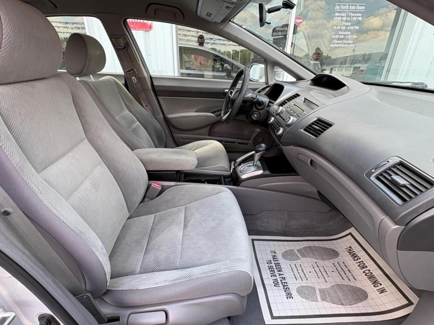 2010 SILVER HONDA CIVIC LX (2HGFA1F59AH) with an 1.8L engine, Automatic transmission, located at 501 E. Columbia St., Springfield, OH, 45503, (800) 262-7122, 39.925262, -83.801796 - *** 2 Owner w/ Clean CarFax 24 Service Records *** New Tie Rod ends *** New Battery *** Alignment *** New Wipers *** New Front Axle *** Inspection *** LX *** Automatic *** Jay North Auto has offered hand picked vehicles since 1965! Our customer's enjoy a NO pressure buying experience with a s - Photo#16