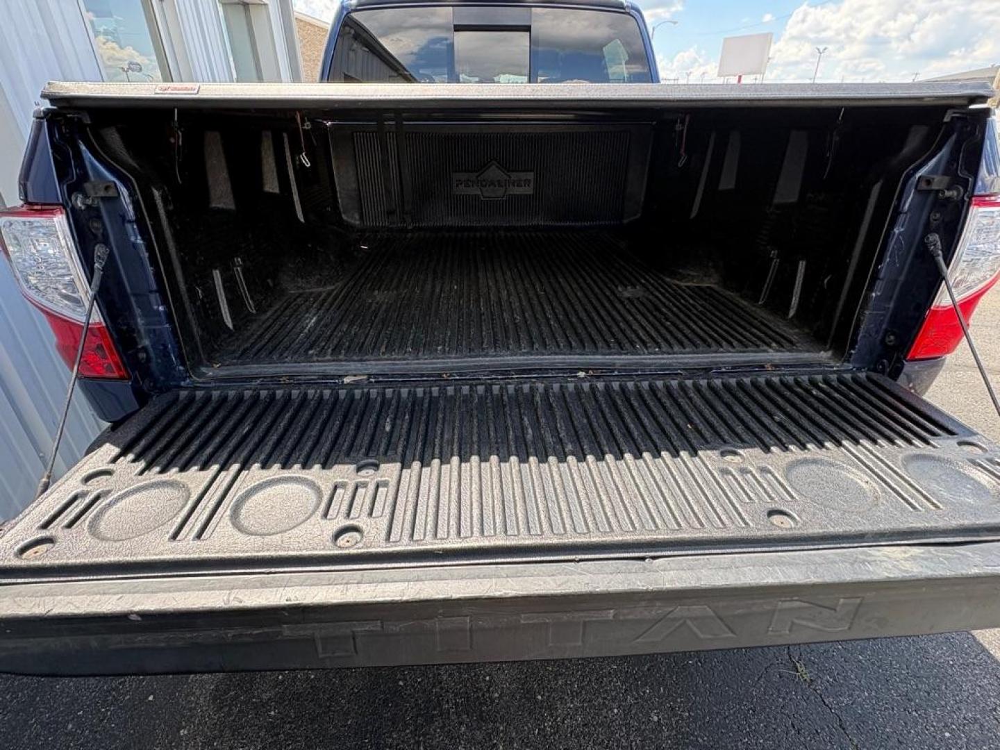 2018 BLUE NISSAN TITAN SV CREW CAB (1N6AA1E63JN) with an 5.6L engine, Automatic transmission, located at 501 E. Columbia St., Springfield, OH, 45503, (800) 262-7122, 39.925262, -83.801796 - *** New Tires *** New Brakes *** New Wipers *** New Cabin and Air filter *** New Outer Tie rods *** Inspection *** Oil Change *** 5.6L V8 *** Crew Cab *** 25 Service Records on CarFax *** SV *** Power Rear Sliding Window *** Blind Spot *** Parking Sensors *** Power Seat *** $43k New *** Jay Nort- Photo#12