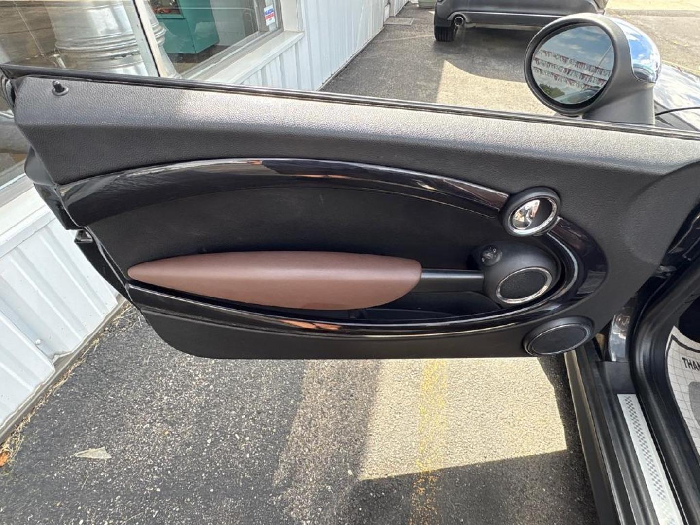 2010 BLACK MINI COOPER S (WMWMS3C50AT) with an 1.6L engine, 6-Speed Manual transmission, located at 501 E. Columbia St., Springfield, OH, 45503, (800) 262-7122, 39.925262, -83.801796 - *** New Clutch *** New Battery *** Inspection *** Oil Change *** Clean CarFax with 34 Service Records *** Jay North Auto has offered hand picked vehicles since 1965! Our customer's enjoy a NO pressure buying experience with a small town feel. All of our vehicles get fully inspected and detailed - Photo#13
