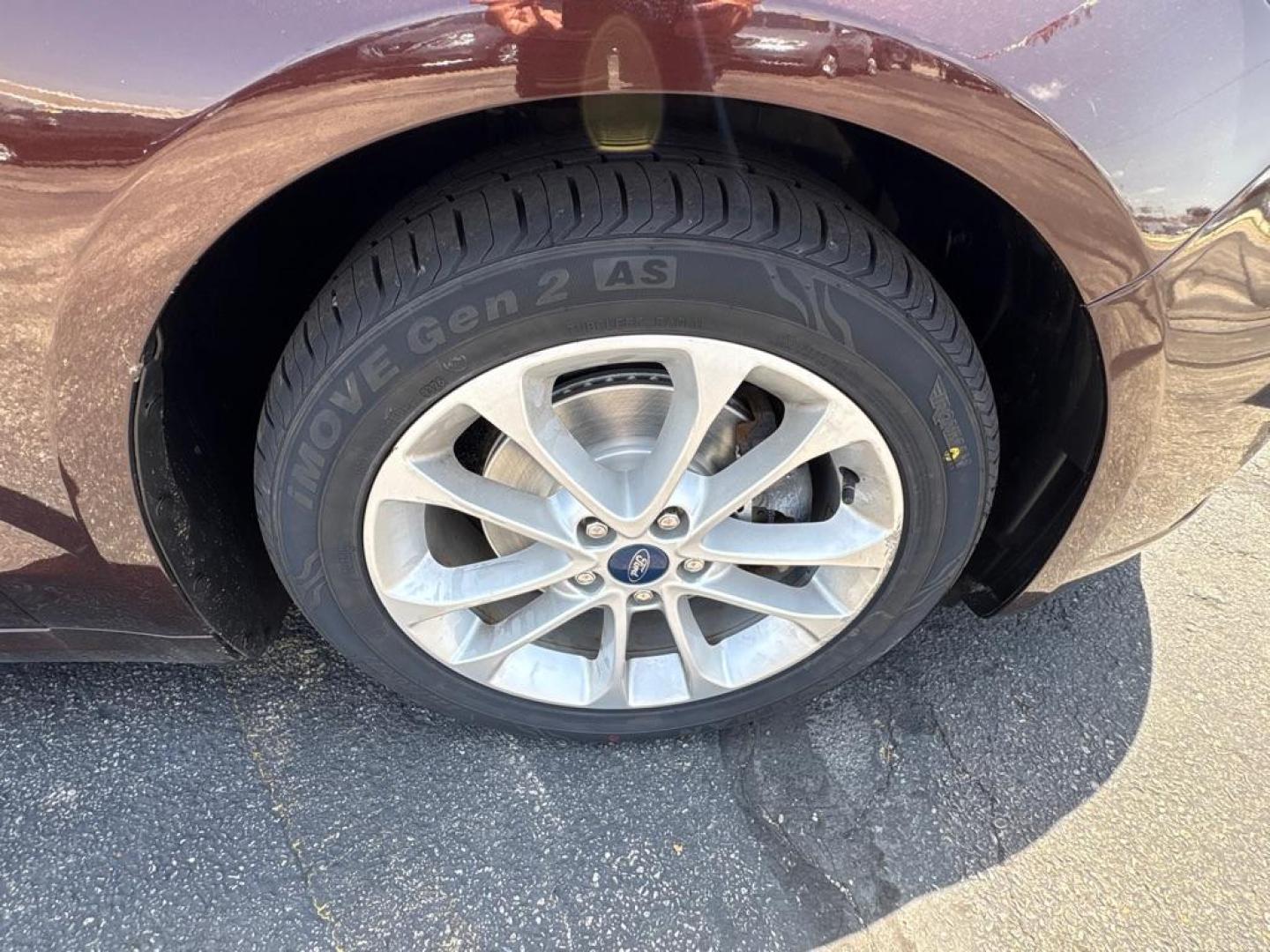 2019 RED FORD FUSION SE HYBRID (3FA6P0LUXKR) with an 2.0L engine, Continuously Variable transmission, located at 501 E. Columbia St., Springfield, OH, 45503, (800) 262-7122, 39.925262, -83.801796 - *** New Tires *** New Brakes *** New Cabin and Air filter *** Oil Change *** Inspection *** Hybrid *** Jay North Auto has offered hand picked vehicles since 1965! Our customer's enjoy a NO pressure buying experience with a small town feel. We are a preferred dealer for many local credit unions- Photo#17