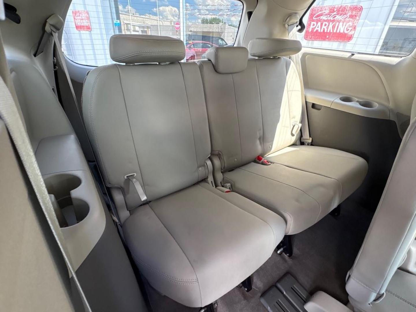 2017 TAN TOYOTA SIENNA XLE (5TDYZ3DC3HS) with an 3.5L engine, Automatic transmission, located at 501 E. Columbia St., Springfield, OH, 45503, (800) 262-7122, 39.925262, -83.801796 - *** Local Trade *** Low Mileage *** LOADED *** New Tires *** XLE *** New Brakes *** Navigation *** Moonroof *** V6 *** 2 Owner w/ Clean CarFax and 22 Service Records *** Power lift Gate *** Power Sliding Doors *** Jay North Auto has offered hand picked vehicles since 1965! Our customer's enjoy a - Photo#14