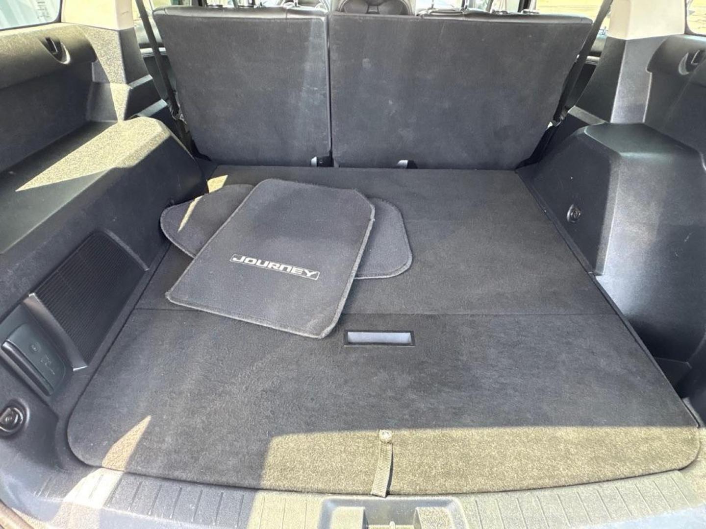 2014 BLACK DODGE JOURNEY LIMITED (3C4PDCDGXET) with an 3.6L engine, Automatic transmission, located at 501 E. Columbia St., Springfield, OH, 45503, (800) 262-7122, 39.925262, -83.801796- Photo#10