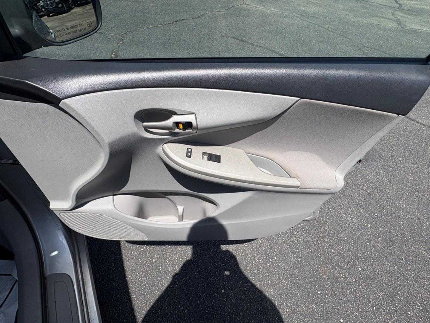 2013 SILVER TOYOTA COROLLA LE (5YFBU4EE9DP) with an 1.8L engine, Automatic transmission, located at 501 E. Columbia St., Springfield, OH, 45503, (800) 262-7122, 39.925262, -83.801796 - ***Clean Carfax***LE***New Air Filter and Cabin Air Filter***New Wiper Blades***New Front and Rear Brake Pads and Rotors***New Tires***Fresh Oil Change*** Jay North Auto has offered hand picked vehicles since 1965! Our customer's enjoy a NO pressure buying experience with a small town feel. W- Photo#14