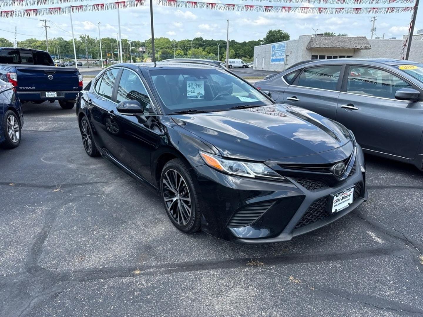 2018 BLACK TOYOTA CAMRY SE (4T1B11HKXJU) with an 2.5L engine, Automatic transmission, located at 501 E. Columbia St., Springfield, OH, 45503, (800) 262-7122, 39.925262, -83.801796 - *** New Tires *** New Brakes *** Clean CarFax *** SE *** Blind Spot *** New Wipers *** New Air and Cabin Filter *** Oil Change w/ OEM Filter *** Jay North Auto has offered hand picked vehicles since 1965! Our customer's enjoy a NO pressure buying experience with a small town feel. We are a pre- Photo#0