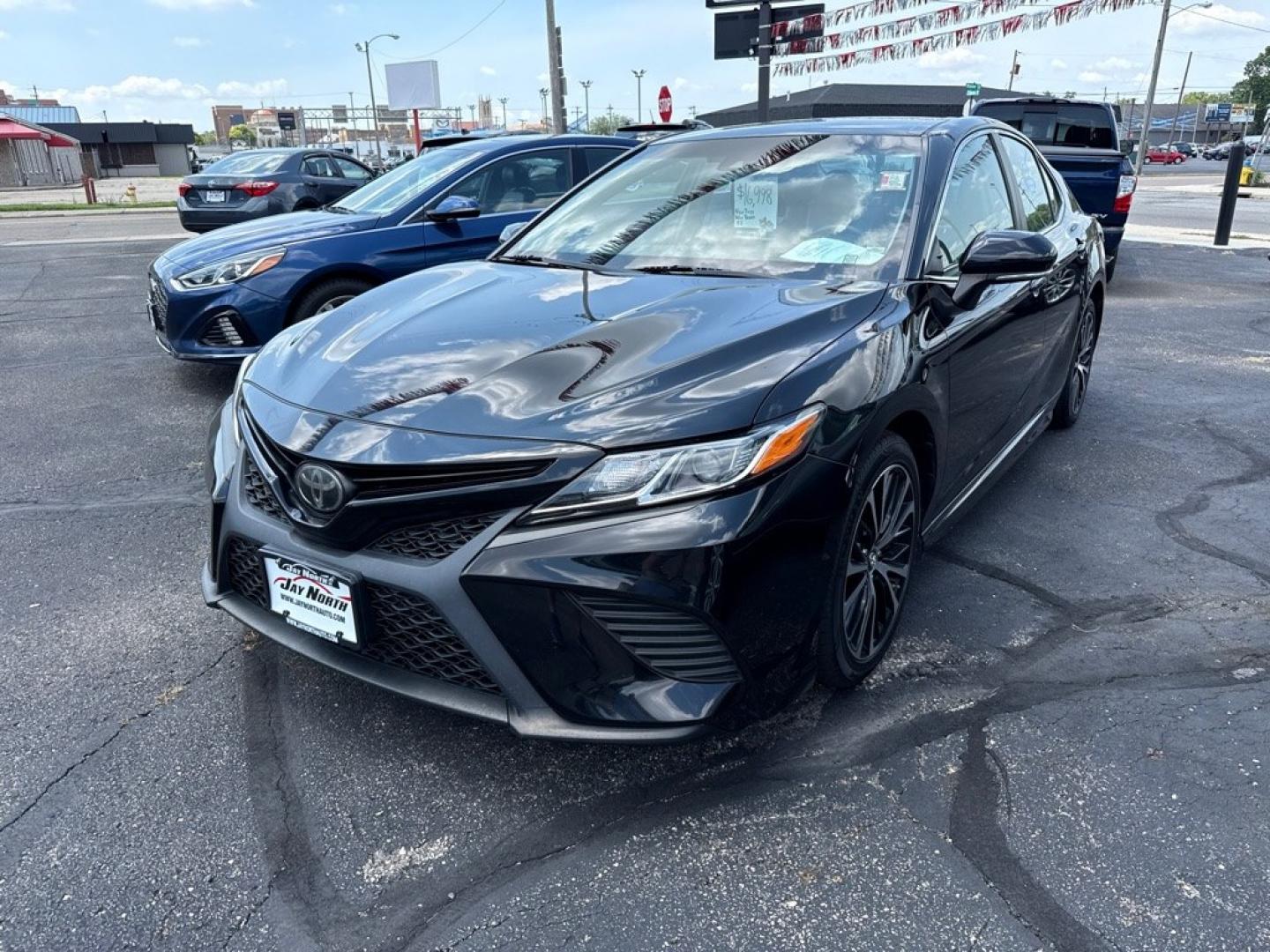 2018 BLACK TOYOTA CAMRY SE (4T1B11HKXJU) with an 2.5L engine, Automatic transmission, located at 501 E. Columbia St., Springfield, OH, 45503, (800) 262-7122, 39.925262, -83.801796 - *** New Tires *** New Brakes *** Clean CarFax *** SE *** Blind Spot *** New Wipers *** New Air and Cabin Filter *** Oil Change w/ OEM Filter *** Jay North Auto has offered hand picked vehicles since 1965! Our customer's enjoy a NO pressure buying experience with a small town feel. We are a pre- Photo#2
