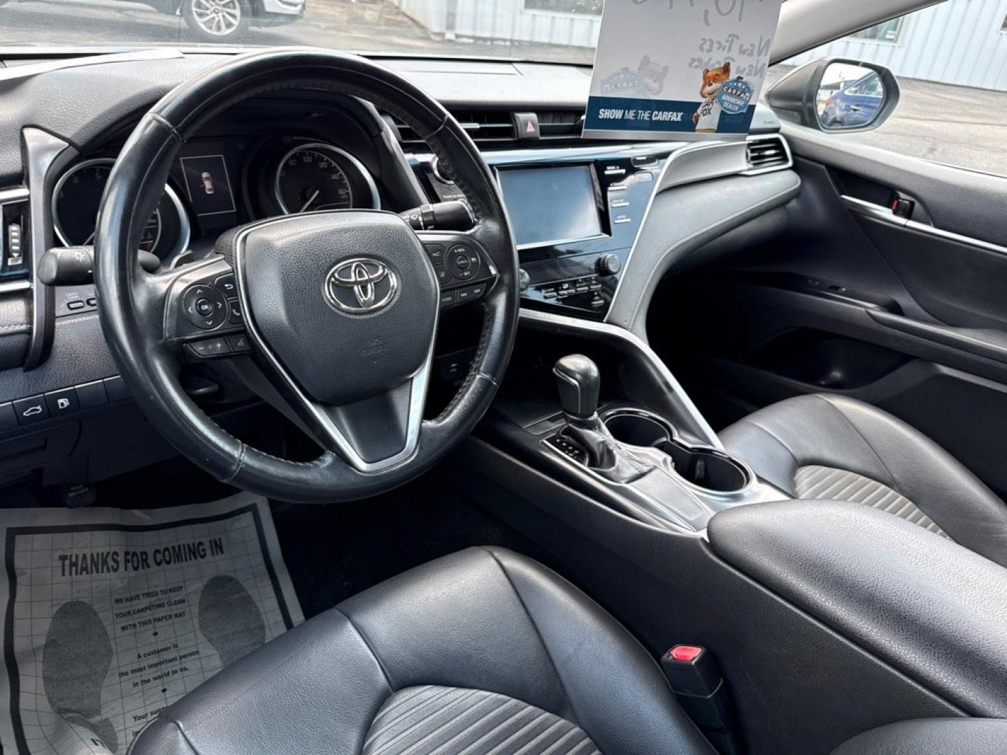 2018 BLACK TOYOTA CAMRY SE (4T1B11HKXJU) with an 2.5L engine, Automatic transmission, located at 501 E. Columbia St., Springfield, OH, 45503, (800) 262-7122, 39.925262, -83.801796 - *** New Tires *** New Brakes *** Clean CarFax *** SE *** Blind Spot *** New Wipers *** New Air and Cabin Filter *** Oil Change w/ OEM Filter *** Jay North Auto has offered hand picked vehicles since 1965! Our customer's enjoy a NO pressure buying experience with a small town feel. We are a pre- Photo#8