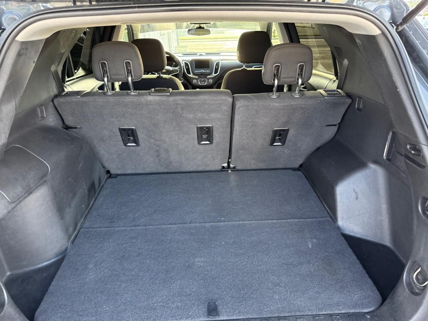 2020 GRAY CHEVROLET EQUINOX LT (2GNAXUEVXL6) with an 1.5L engine, Automatic transmission, located at 501 E. Columbia St., Springfield, OH, 45503, (800) 262-7122, 39.925262, -83.801796 - *** New Tires *** LT *** AWD *** New Brakes *** New Air and Cabin filters *** New Wipers *** Tune Up *** Jay North Auto has offered hand picked vehicles since 1965! Our customer's enjoy a NO pressure buying experience with a small town feel. We are a preferred dealer for many local credit unio- Photo#5