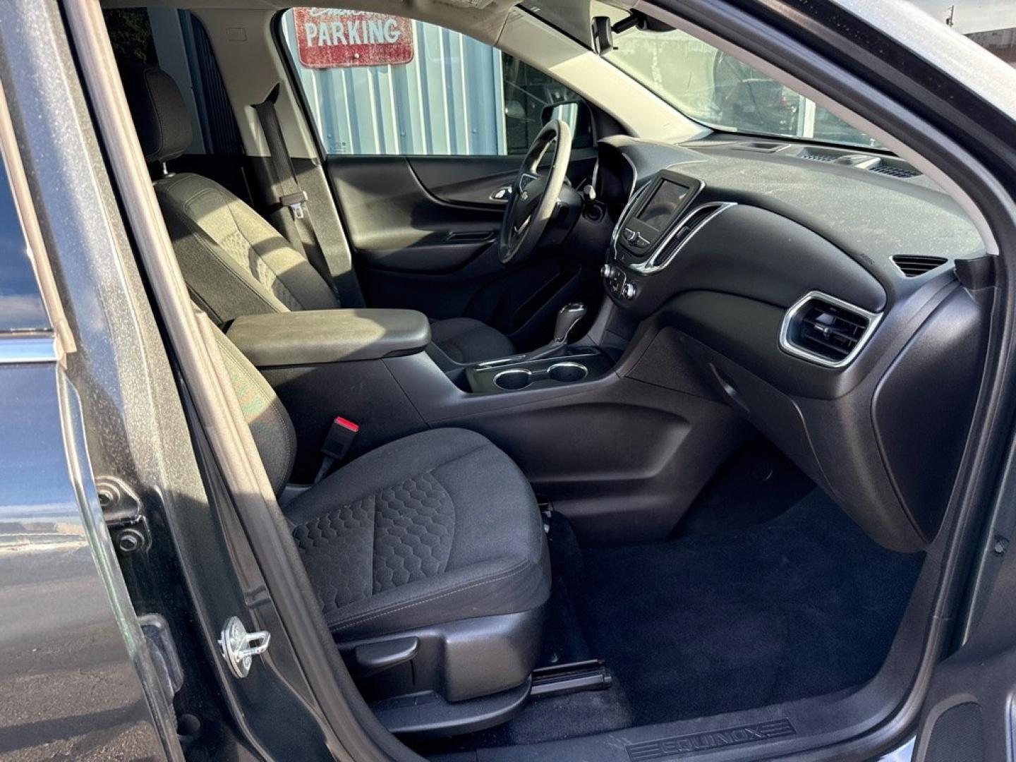 2020 GRAY CHEVROLET EQUINOX LT (2GNAXUEVXL6) with an 1.5L engine, Automatic transmission, located at 501 E. Columbia St., Springfield, OH, 45503, (800) 262-7122, 39.925262, -83.801796 - *** New Tires *** LT *** AWD *** New Brakes *** New Air and Cabin filters *** New Wipers *** Tune Up *** Jay North Auto has offered hand picked vehicles since 1965! Our customer's enjoy a NO pressure buying experience with a small town feel. We are a preferred dealer for many local credit unio- Photo#12