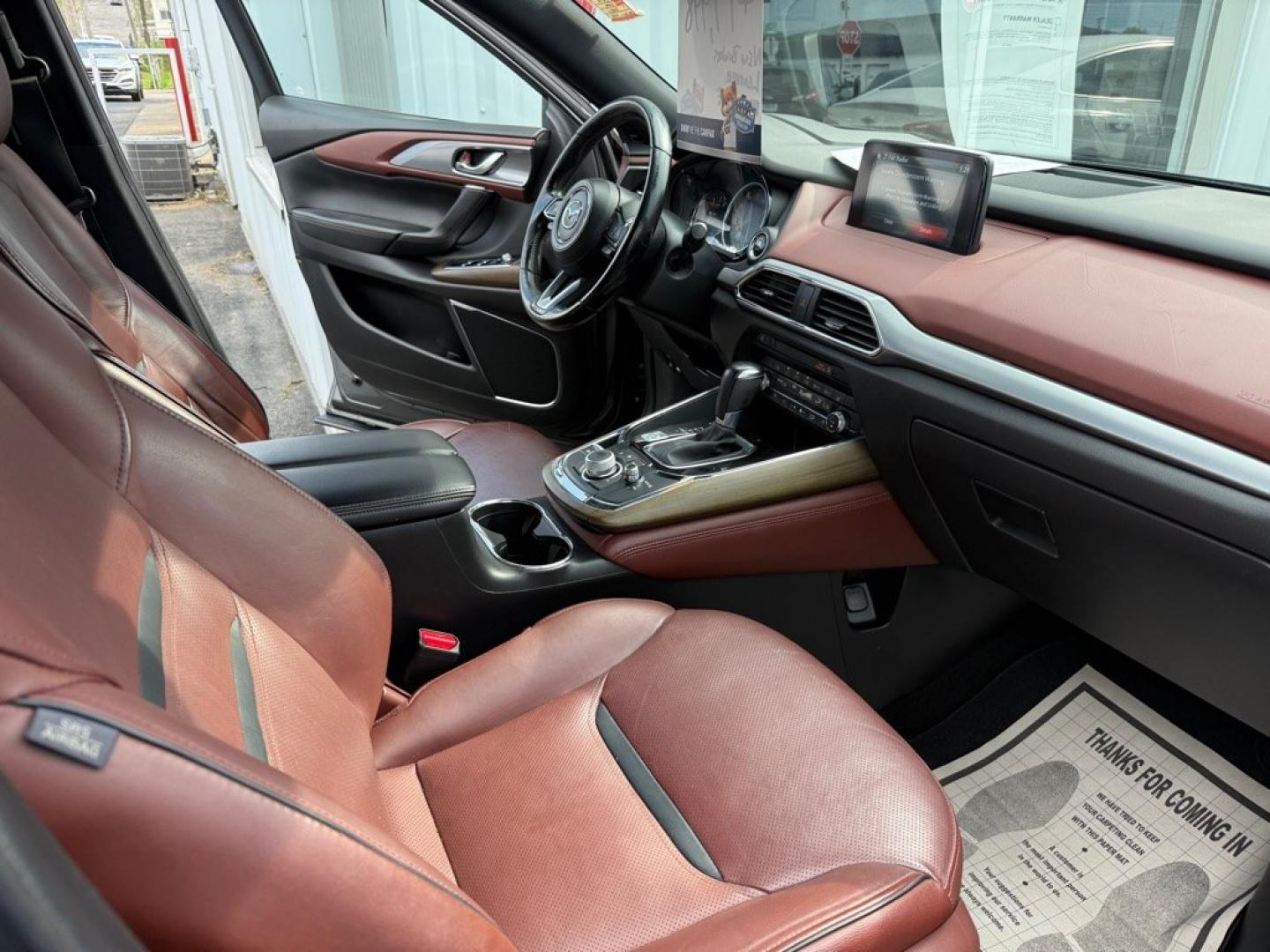 2019 GRAY MAZDA CX-9 SIGNATURE (JM3TCBEY7K0) with an 2.5L engine, Automatic transmission, located at 501 E. Columbia St., Springfield, OH, 45503, (800) 262-7122, 39.925262, -83.801796 - *** Signature *** 36 Service Records on CarFax *** All Wheel Drive *** Moonroof *** Leather *** Heated and Cooled Seating *** Back Up Camera *** Premium Audio *** Tune Up *** New Brakes *** New Wipers *** Oil Change *** Inspection *** New Cabin and Air filter *** Jay North Auto has offered hand- Photo#17