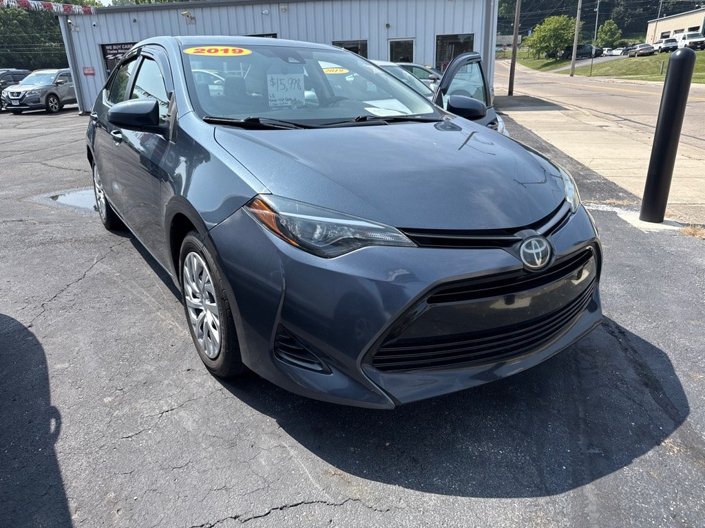 photo of 2019 TOYOTA COROLLA LE