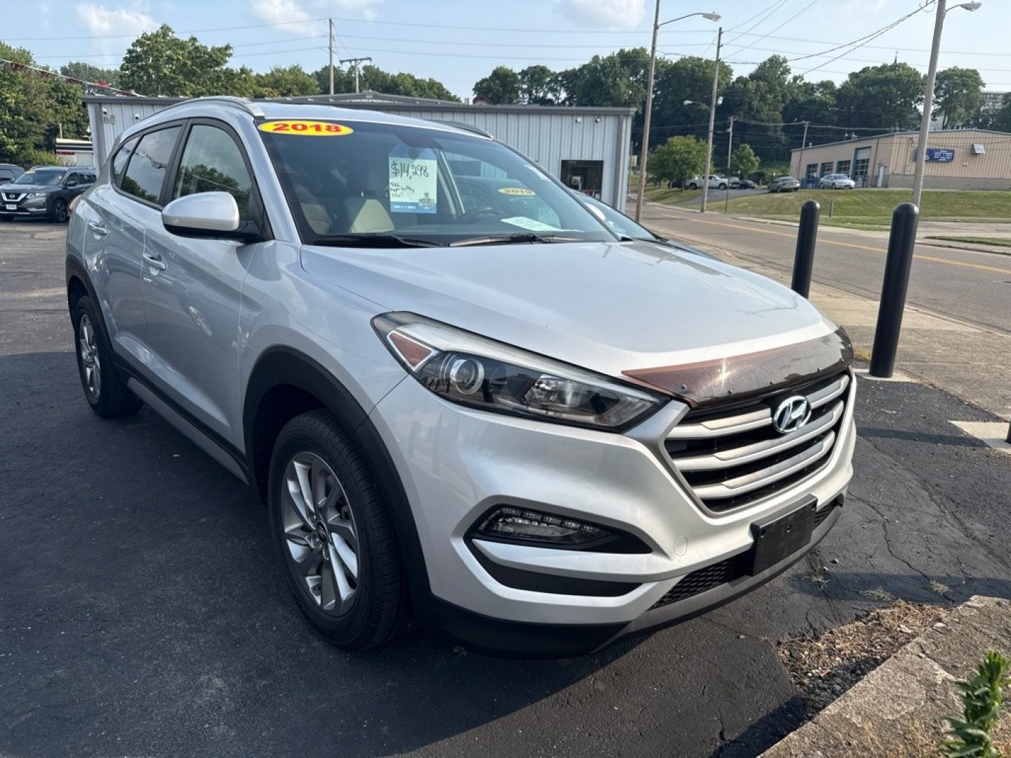 2018 SILVER HYUNDAI TUCSON SEL (KM8J33A41JU) with an 2.0L engine, Automatic transmission, located at 501 E. Columbia St., Springfield, OH, 45503, (800) 262-7122, 39.925262, -83.801796 - *** 1- Owner W/ Clean CarFax and 22 Dealer Service Records *** Back Up Camera *** Apple CarPlay *** SEL *** FWD *** New Cabin and Air Filter *** Inspection *** Jay North Auto has offered hand picked vehicles since 1965! Our customer's enjoy a NO pressure buying experience with a small town feel- Photo#0