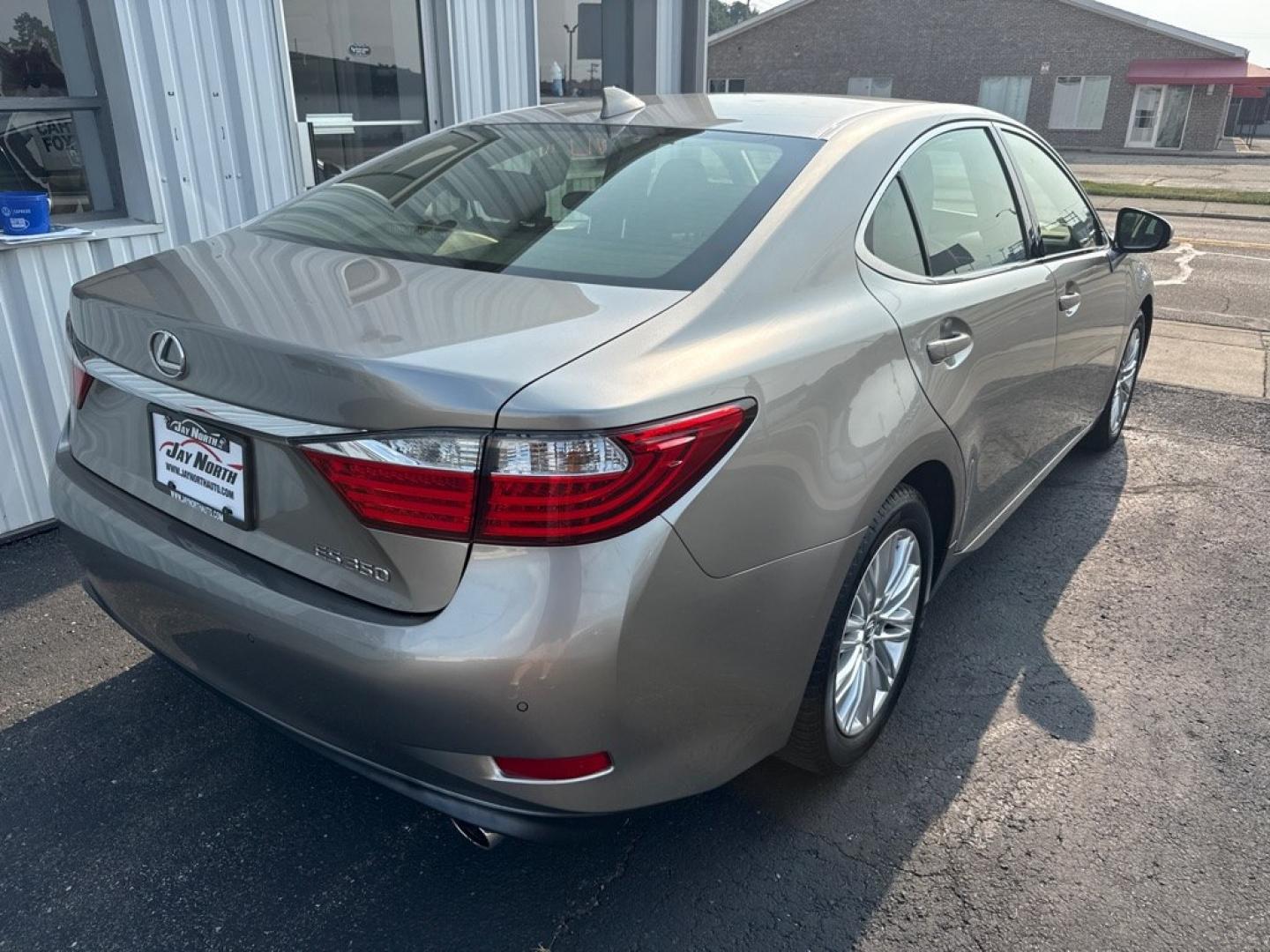 2015 GRAY LEXUS ES 350 (JTHBK1GG3F2) with an 3.5L engine, Automatic transmission, located at 501 E. Columbia St., Springfield, OH, 45503, (800) 262-7122, 39.925262, -83.801796 - *** Moonroof *** 3.5L V6 *** Back up camera *** Heated and Cooled Seating *** Oil change *** New Cabin and Air filter *** Leather *** Premium Audio *** Navigation *** Excellent Vehicles!!! *** Jay North Auto has offered hand picked vehicles since 1965! Our customer's enjoy a NO pressure buying- Photo#6