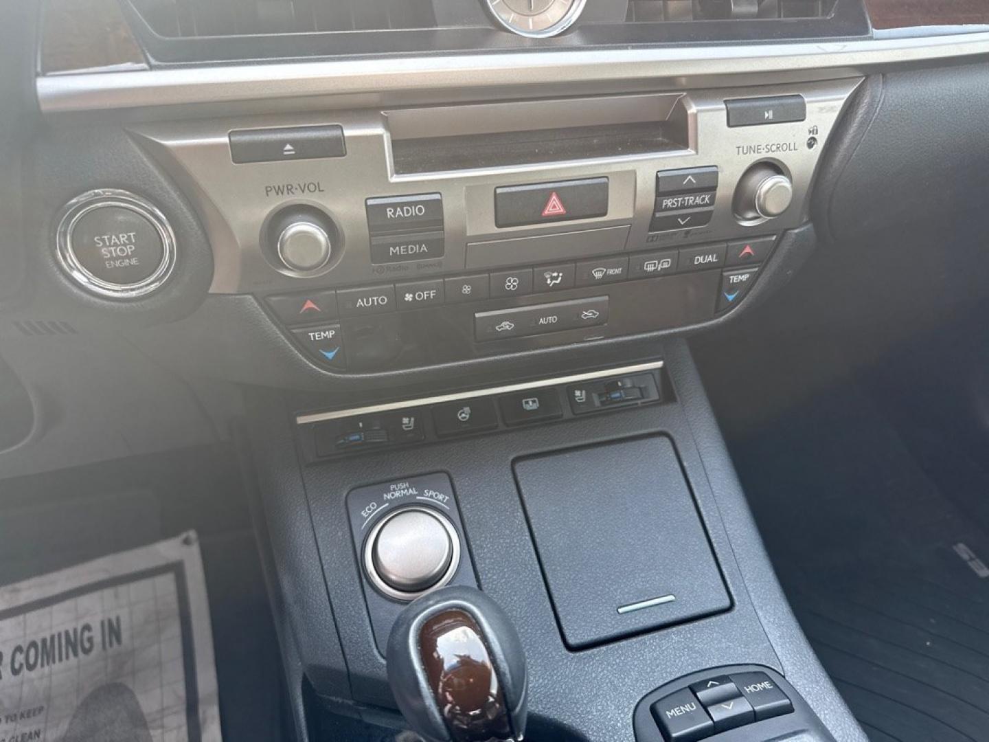 2015 GRAY LEXUS ES 350 (JTHBK1GG3F2) with an 3.5L engine, Automatic transmission, located at 501 E. Columbia St., Springfield, OH, 45503, (800) 262-7122, 39.925262, -83.801796 - *** Moonroof *** 3.5L V6 *** Back up camera *** Heated and Cooled Seating *** Oil change *** New Cabin and Air filter *** Leather *** Premium Audio *** Navigation *** Excellent Vehicles!!! *** Jay North Auto has offered hand picked vehicles since 1965! Our customer's enjoy a NO pressure buying- Photo#14