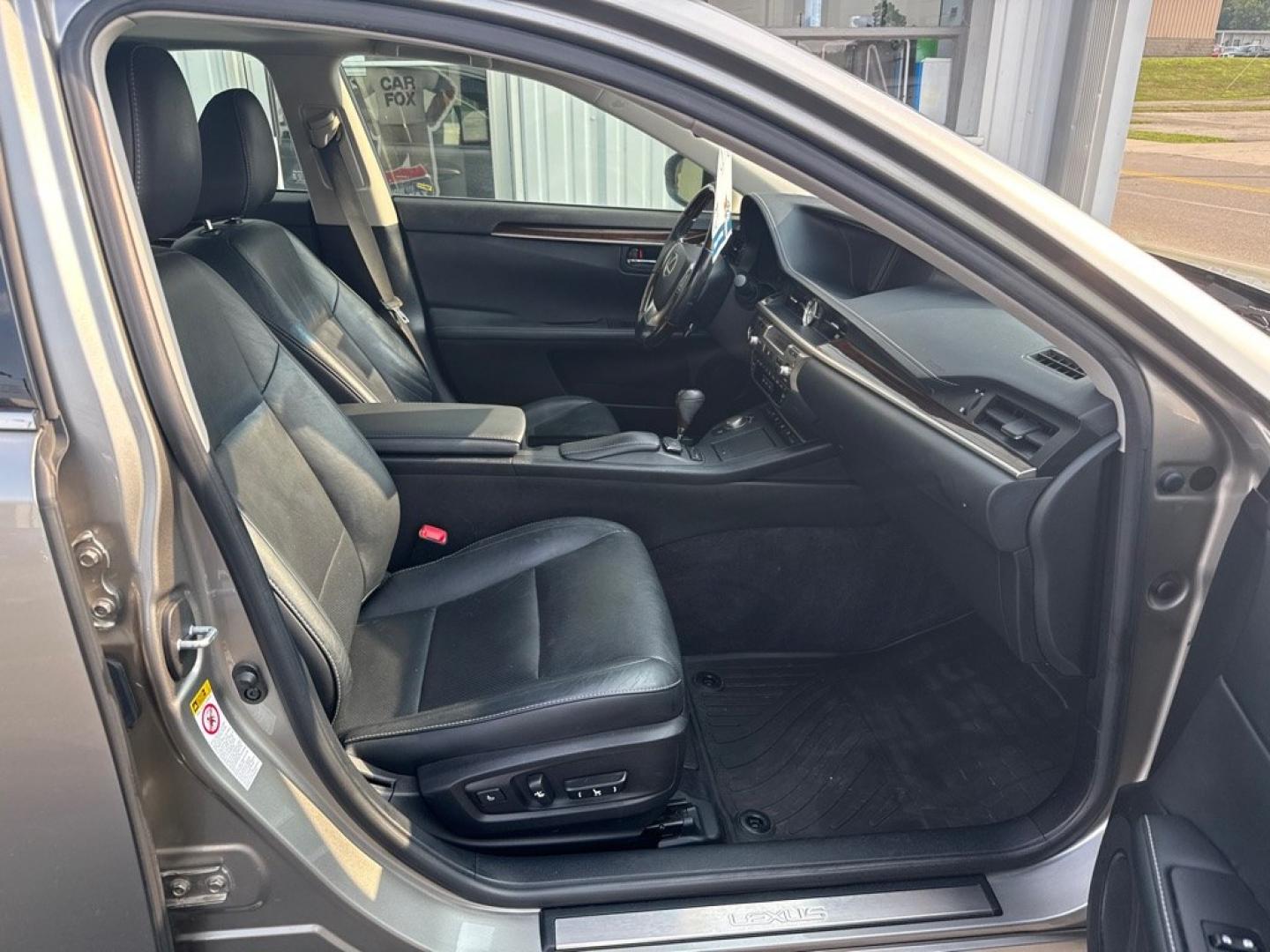 2015 GRAY LEXUS ES 350 (JTHBK1GG3F2) with an 3.5L engine, Automatic transmission, located at 501 E. Columbia St., Springfield, OH, 45503, (800) 262-7122, 39.925262, -83.801796 - *** Moonroof *** 3.5L V6 *** Back up camera *** Heated and Cooled Seating *** Oil change *** New Cabin and Air filter *** Leather *** Premium Audio *** Navigation *** Excellent Vehicles!!! *** Jay North Auto has offered hand picked vehicles since 1965! Our customer's enjoy a NO pressure buying- Photo#16