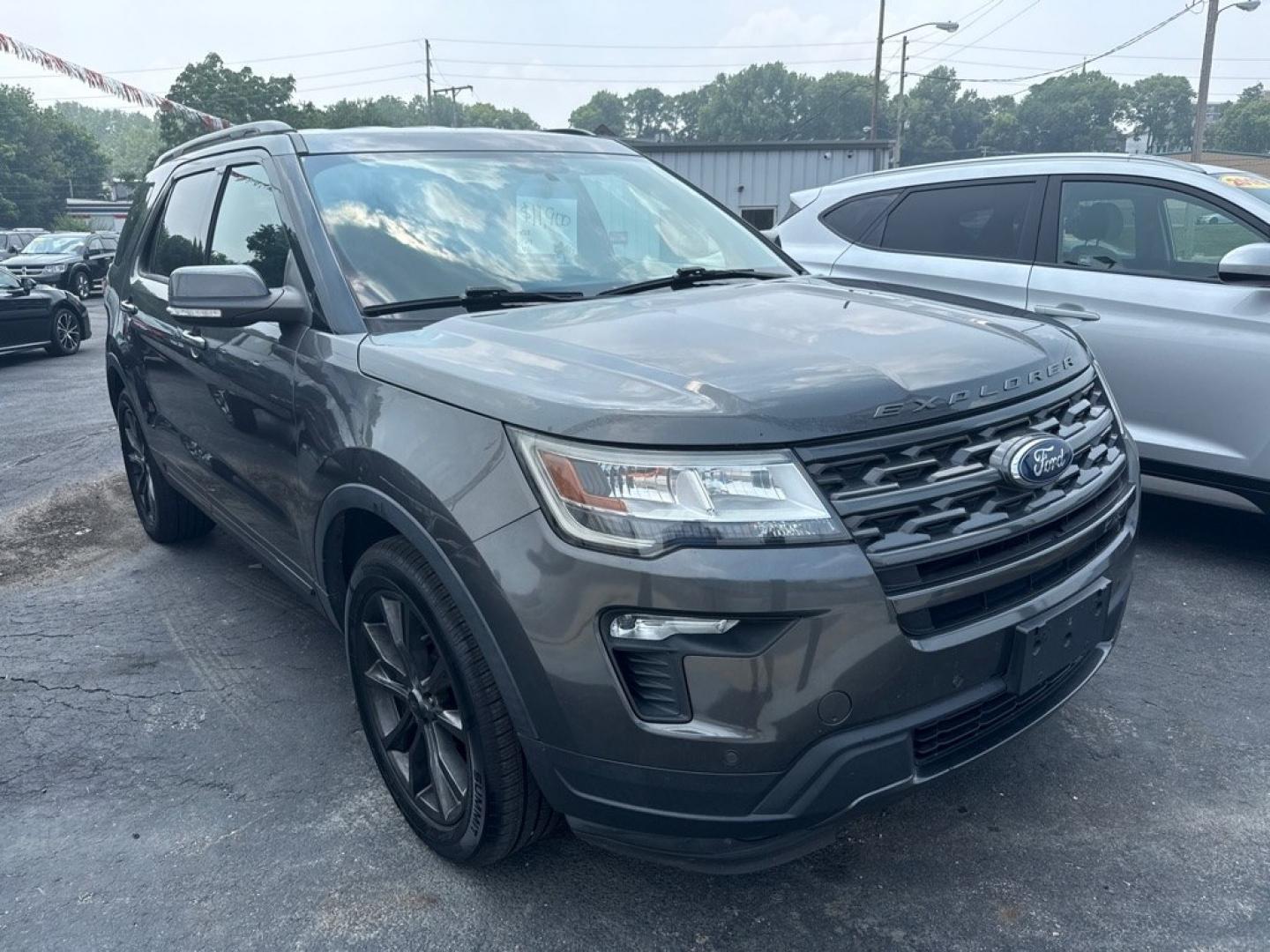 2018 GRAY FORD EXPLORER XLT (1FM5K8D84JG) with an 3.5L engine, Automatic transmission, located at 501 E. Columbia St., Springfield, OH, 45503, (800) 262-7122, 39.925262, -83.801796 - *** 3.5L V6 *** 4wd *** SEE CarFax Priced accordingly *** EQUIPMENT GROUP 202A DRIVER CONNECT PACKAGE 8'' LCD TOUCHSCREEN SYNC 3 SYNC CONNECT POWER LIFTGATE REMOTE START SYSTEM AUTO DUAL ZONE CLIMATE CTRL 10-WAY POWER PASSENGER SEAT FORWARD SENSING SYSTEM HEATED STEERING WHEEL COMFOR- Photo#0