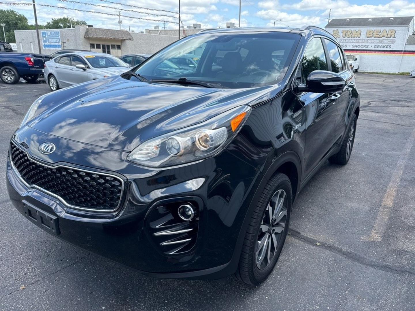 2017 BLACK KIA SPORTAGE EX PREMIUM (KNDPNCAC3H7) with an 2.4L engine, Automatic transmission, located at 501 E. Columbia St., Springfield, OH, 45503, (800) 262-7122, 39.925262, -83.801796 - *** 1-Owner w/ Clean CarFax *** Tune Up *** New Brakes *** New wheel hub and axle *** New Cabin and Air filter *** Oil Change *** EX Premium Package Panoramic Sunroof- Pwr Folding Mirrors w/ LED Turn Signals- Blind Spot Detection (BSD)- Lane Change Assist (LCA)- Rear Cross Traffic Alert (RCTA)- Hea- Photo#3