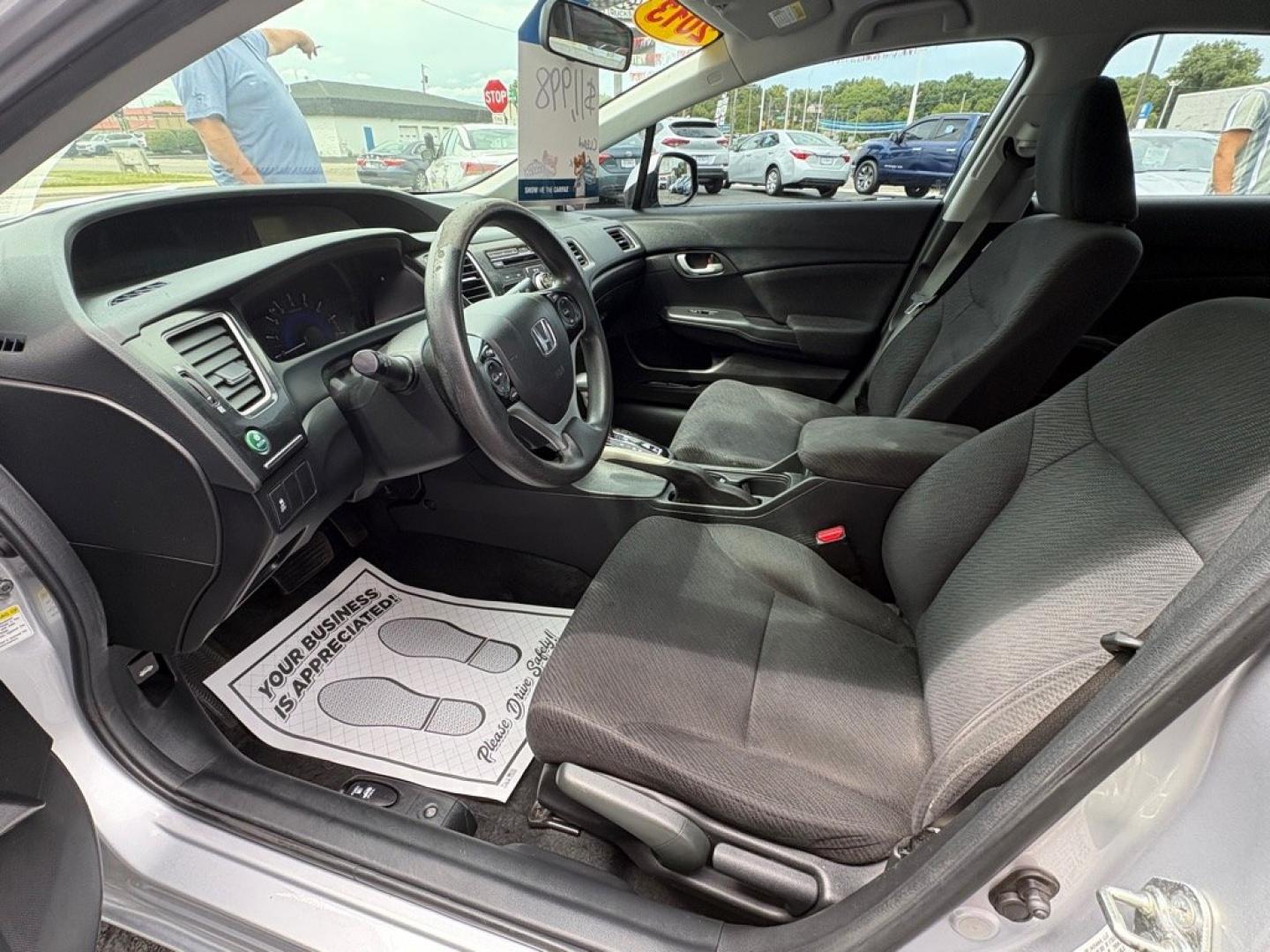 2013 SILVER HONDA CIVIC LX (19XFB2F59DE) with an 1.8L engine, Automatic transmission, located at 501 E. Columbia St., Springfield, OH, 45503, (800) 262-7122, 39.925262, -83.801796 - *** Clean CarFax *** New Brakes *** New Wipers *** Inspection *** LX *** Automatic *** 1.8L *** Jay North Auto has offered hand picked vehicles since 1965! Our customer's enjoy a NO pressure buying experience with a small town feel. We are a preferred dealer for many local credit unions and le- Photo#8