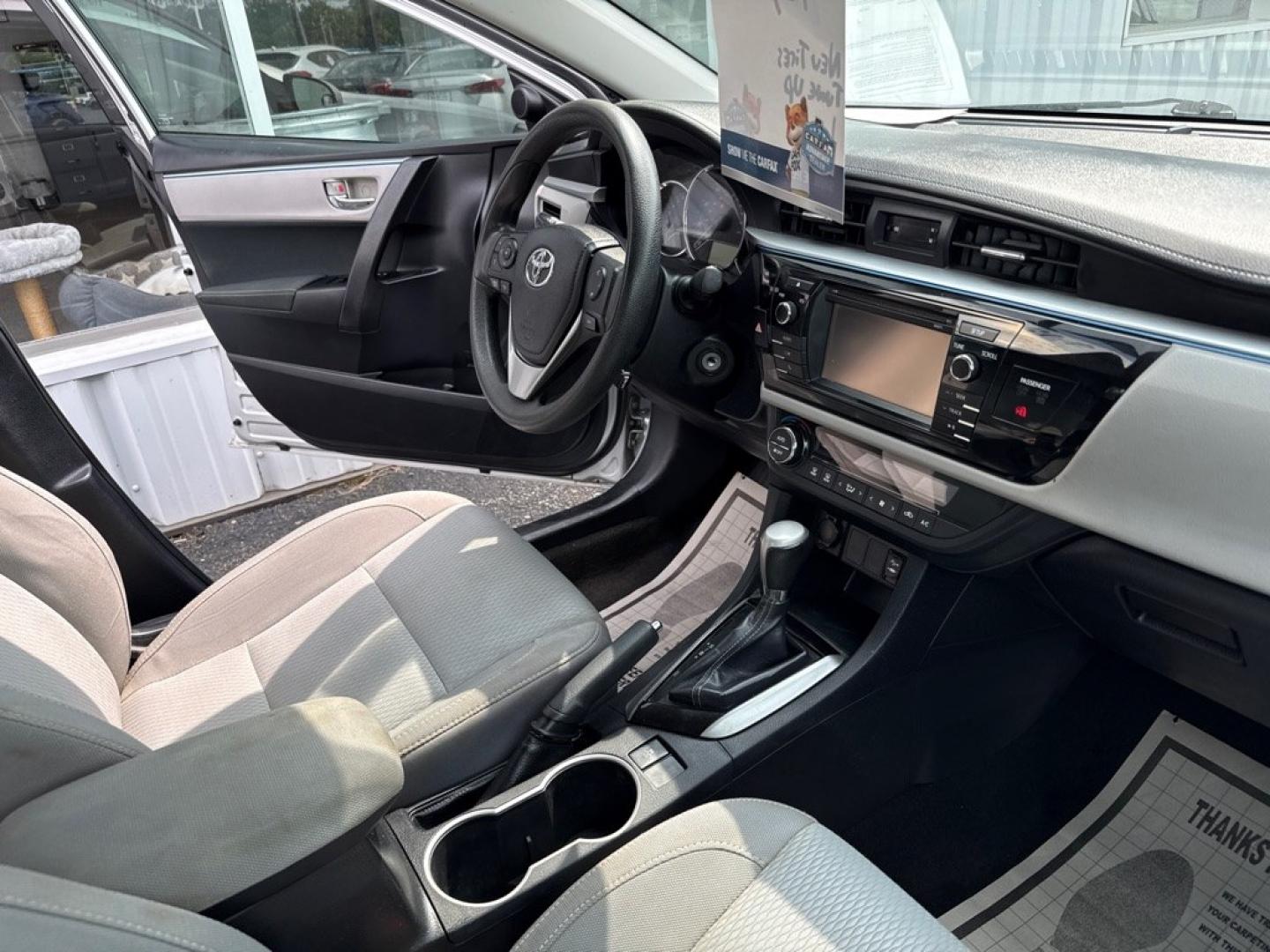 2016 SILVER TOYOTA COROLLA LE (2T1BURHEXGC) with an 1.8L engine, Automatic transmission, located at 501 E. Columbia St., Springfield, OH, 45503, (800) 262-7122, 39.925262, -83.801796 - *** New Tires *** Tune Up *** New Wipers *** Clean CarFax with 19 Service Records *** New Cabin and Air filter *** New Brakes *** New Battery *** Automatic *** LE *** Jay North Auto has offered hand picked vehicles since 1965! Our customer's enjoy a NO pressure buying experience with a small to- Photo#15