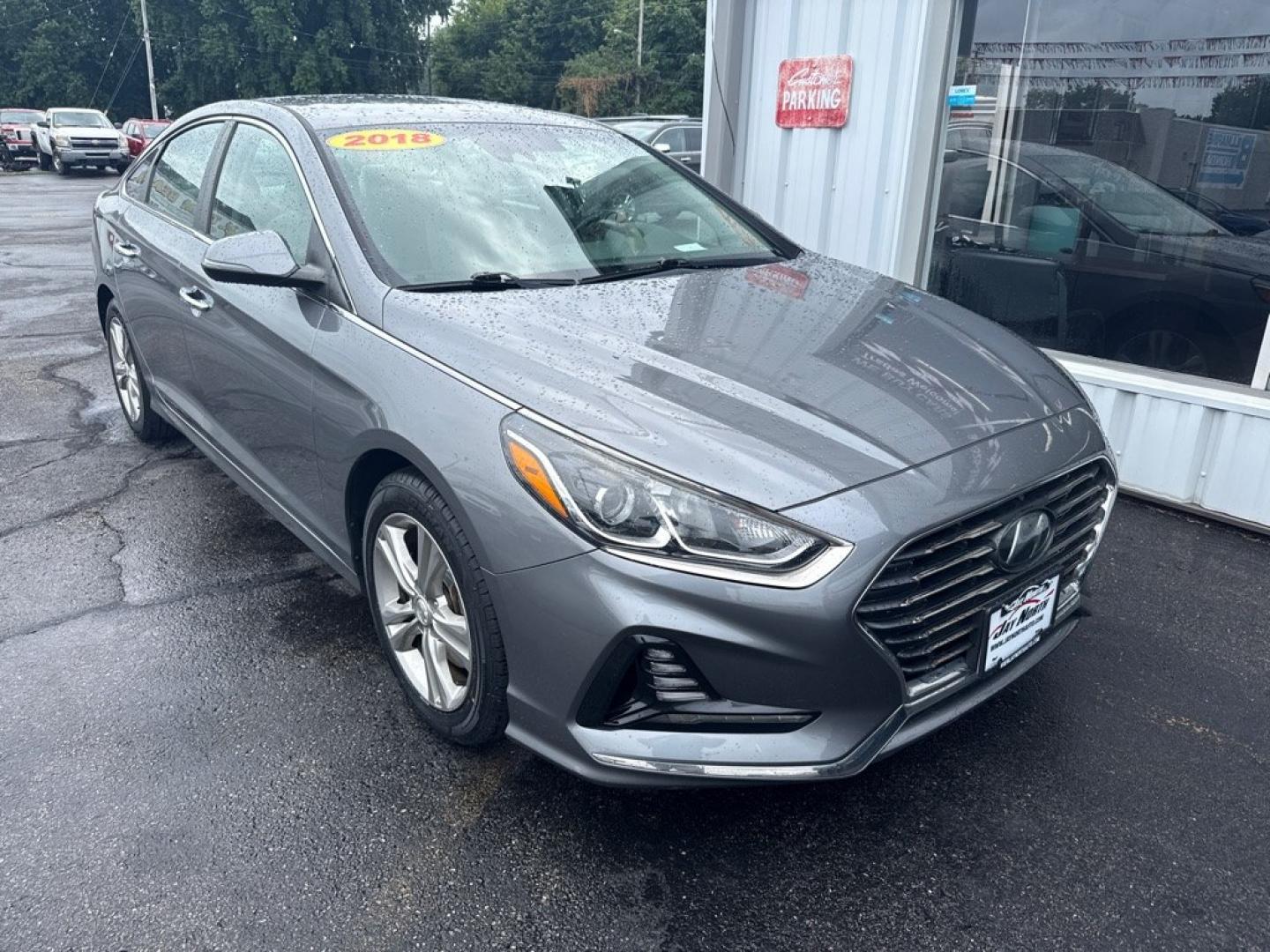 2018 GRAY HYUNDAI SONATA SEL (5NPE34AF4JH) with an 2.4L engine, Automatic transmission, located at 501 E. Columbia St., Springfield, OH, 45503, (800) 262-7122, 39.925262, -83.801796 - *** New Tires *** Clean CarFax w/ 32 Service Records *** Tune Up *** New Oil Pan *** New Valve Cover Gasket *** New Wipers *** Oil Change w/ OEM Filter *** New Cabin and Air Filter *** Apple CarPlay *** Alloy Wheels *** Touchscreen *** Back Up Camera *** Jay North Auto has offered hand picked- Photo#0