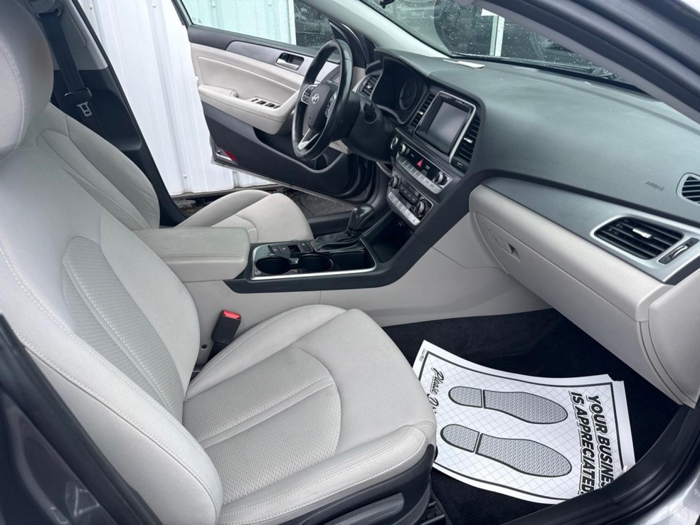 2018 GRAY HYUNDAI SONATA SEL (5NPE34AF4JH) with an 2.4L engine, Automatic transmission, located at 501 E. Columbia St., Springfield, OH, 45503, (800) 262-7122, 39.925262, -83.801796 - *** New Tires *** Clean CarFax w/ 32 Service Records *** Tune Up *** New Oil Pan *** New Valve Cover Gasket *** New Wipers *** Oil Change w/ OEM Filter *** New Cabin and Air Filter *** Apple CarPlay *** Alloy Wheels *** Touchscreen *** Back Up Camera *** Jay North Auto has offered hand picked- Photo#13