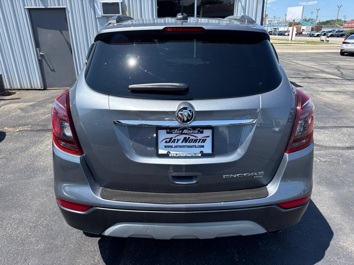 2019 GRAY BUICK ENCORE ESSENCE (KL4CJGSM0KB) with an 1.4L engine, Automatic transmission, located at 501 E. Columbia St., Springfield, OH, 45503, (800) 262-7122, 39.925262, -83.801796 - *** AWD *** Remote Start *** Jay North Auto has offered hand picked vehicles since 1965! Our customer's enjoy a NO pressure buying experience with a small town feel. We are a preferred dealer for many local credit unions and lenders. Bad credit? No Credit/First time buyer? Open or closed BANKR- Photo#5