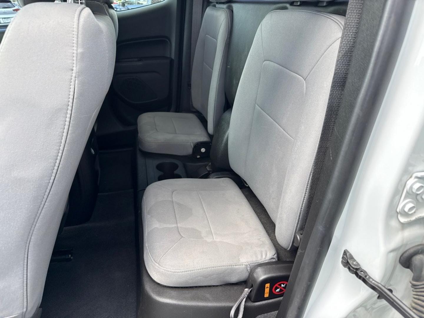 2019 WHITE CHEVROLET COLORADO (1GCHSBEA7K1) with an 2.5L engine, Automatic transmission, located at 501 E. Columbia St., Springfield, OH, 45503, (800) 262-7122, 39.925262, -83.801796 - *** New Tires *** New Front and Rear Brakes *** New Air and Cabin Filter *** Oil Change *** Inspection *** 2.5L *** Apple CarPlay *** Back Up Camera *** Power Seat *** Rear Jump Seats *** Jay North Auto has offered hand picked vehicles since 1965! Our customer's enjoy a NO pressure buying experie- Photo#7