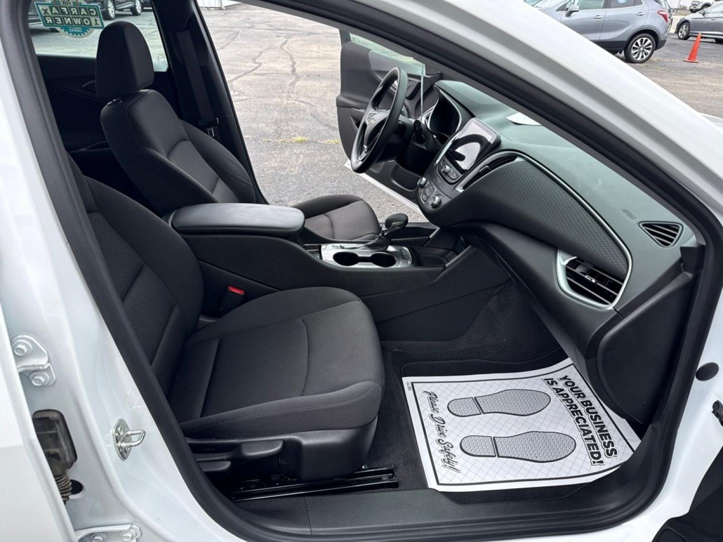 2023 WHITE CHEVROLET MALIBU LS (1G1ZC5ST6PF) with an 1.5L engine, Continuously Variable transmission, located at 501 E. Columbia St., Springfield, OH, 45503, (800) 262-7122, 39.925262, -83.801796 - ***1-Owner***Clean Carfax***LS***Tune Up***New Air Filter***New Cabin Air Filter***Fresh Oil Change***Apple CarPlay***Lane Keep Assist w/ Lane Departure Warning***Forward Collision Alert***35MPG!!!*** Jay North Auto has offered hand picked vehicles since 1965! Our customer's enjoy a NO pressure b- Photo#15