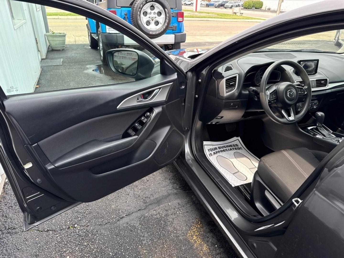 2018 GRAY MAZDA 3 SPORT (3MZBN1U79JM) with an 2.0L engine, Automatic transmission, located at 501 E. Columbia St., Springfield, OH, 45503, (800) 262-7122, 39.925262, -83.801796 - *** 1 Owner *** New Tires *** Back Up Camera *** Automatic *** Alloy Wheels *** Jay North Auto has offered hand picked vehicles since 1965! Our customer's enjoy a NO pressure buying experience with a small town feel. We are a preferred dealer for many local credit unions and lenders. Bad credi- Photo#9
