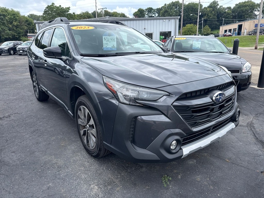 photo of 2023 SUBARU OUTBACK LIMITED